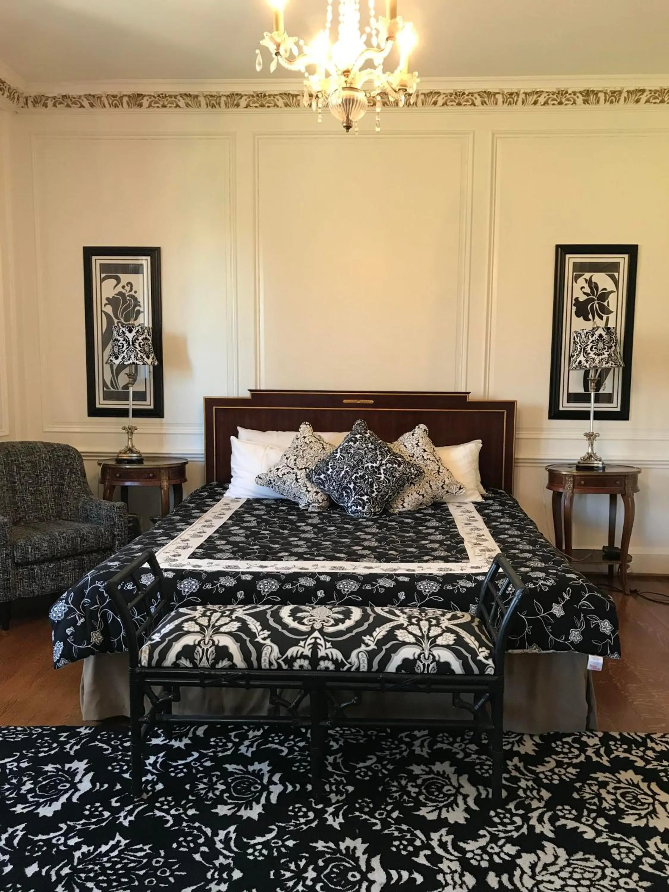 Bed in The Castle at Skylands Manor