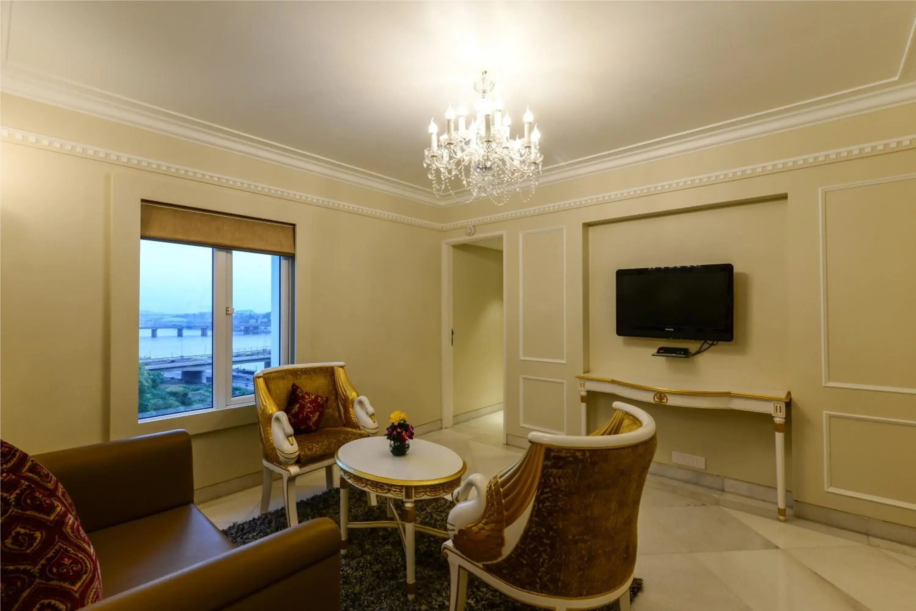 Living room in Lemon Tree Premier “The Atrium” Ahmedabad Living room in Lemon Tree Premier “The Atrium” Ahmedabad