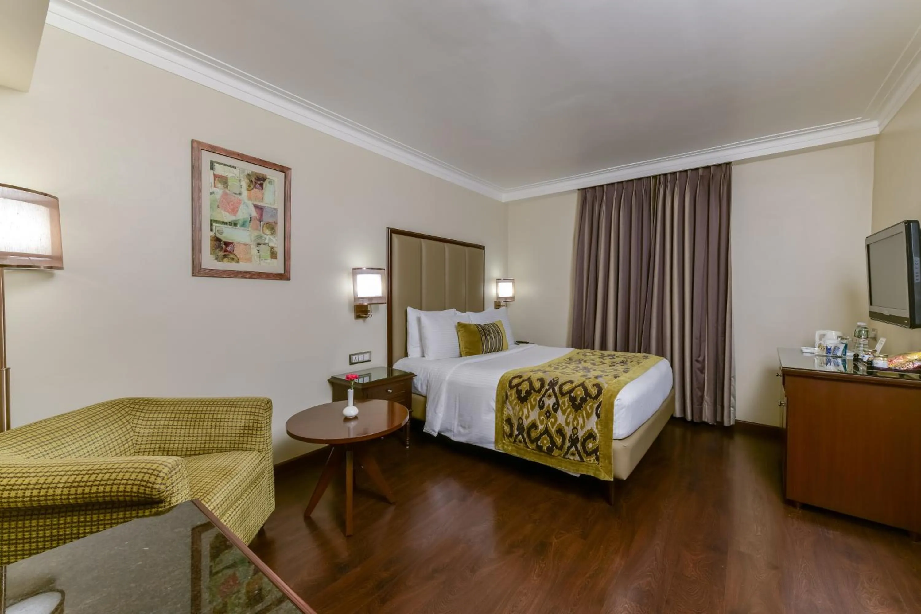 Bed in Lemon Tree Premier “The Atrium” Ahmedabad