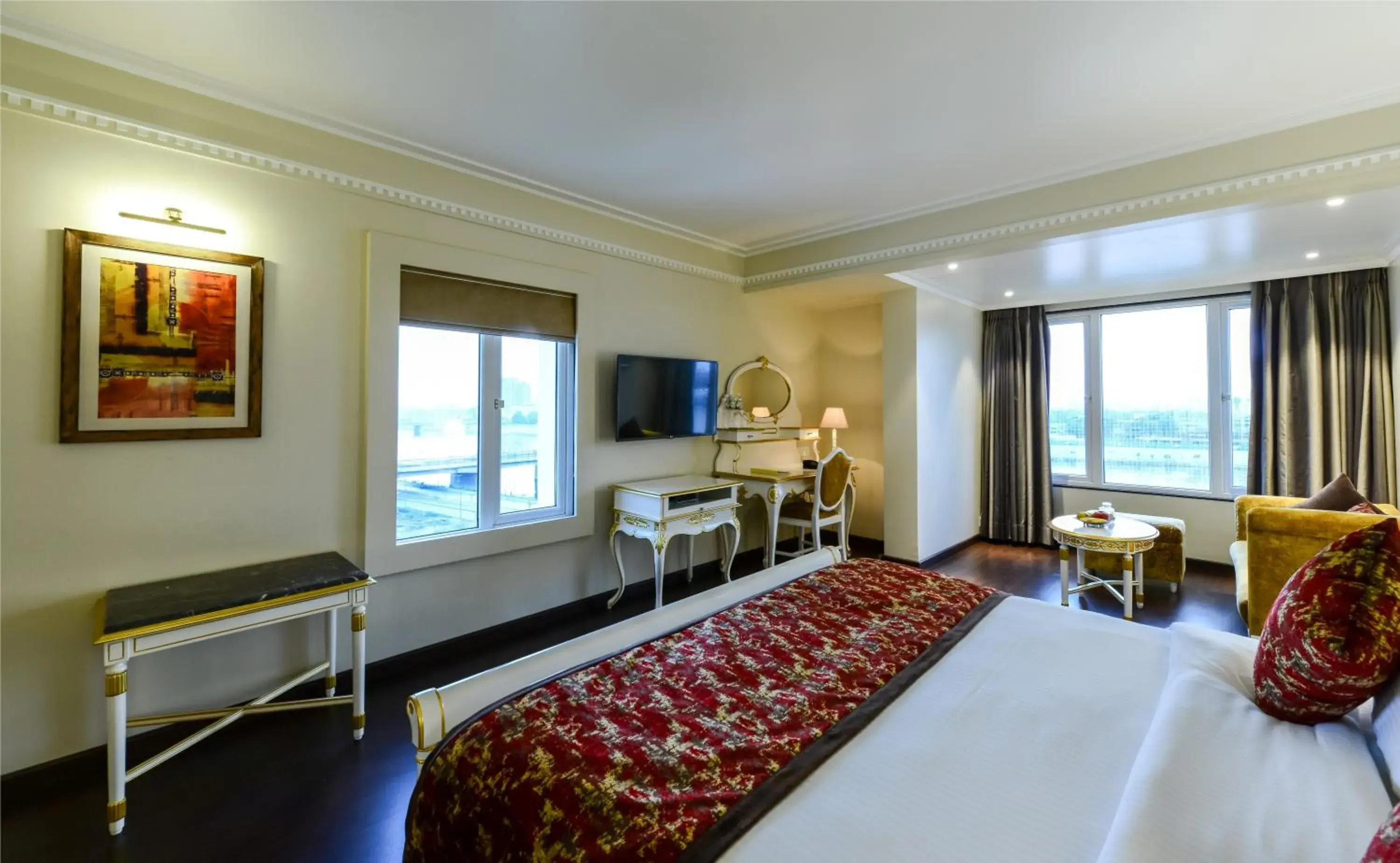 Bedroom, Bed in Lemon Tree Premier “The Atrium” Ahmedabad Bedroom, Bed in Lemon Tree Premier “The Atrium” Ahmedabad