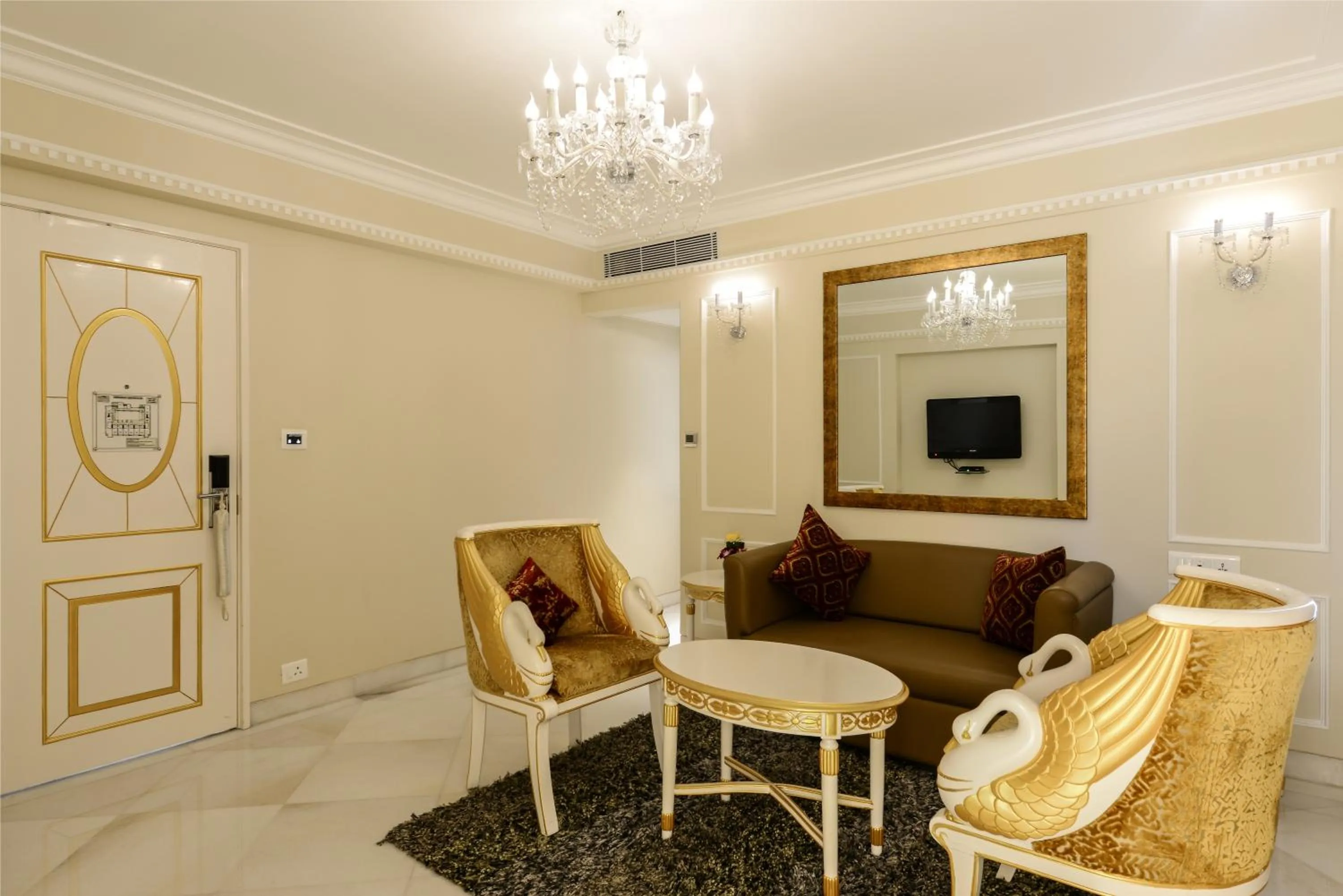 Living room in Lemon Tree Premier “The Atrium” Ahmedabad