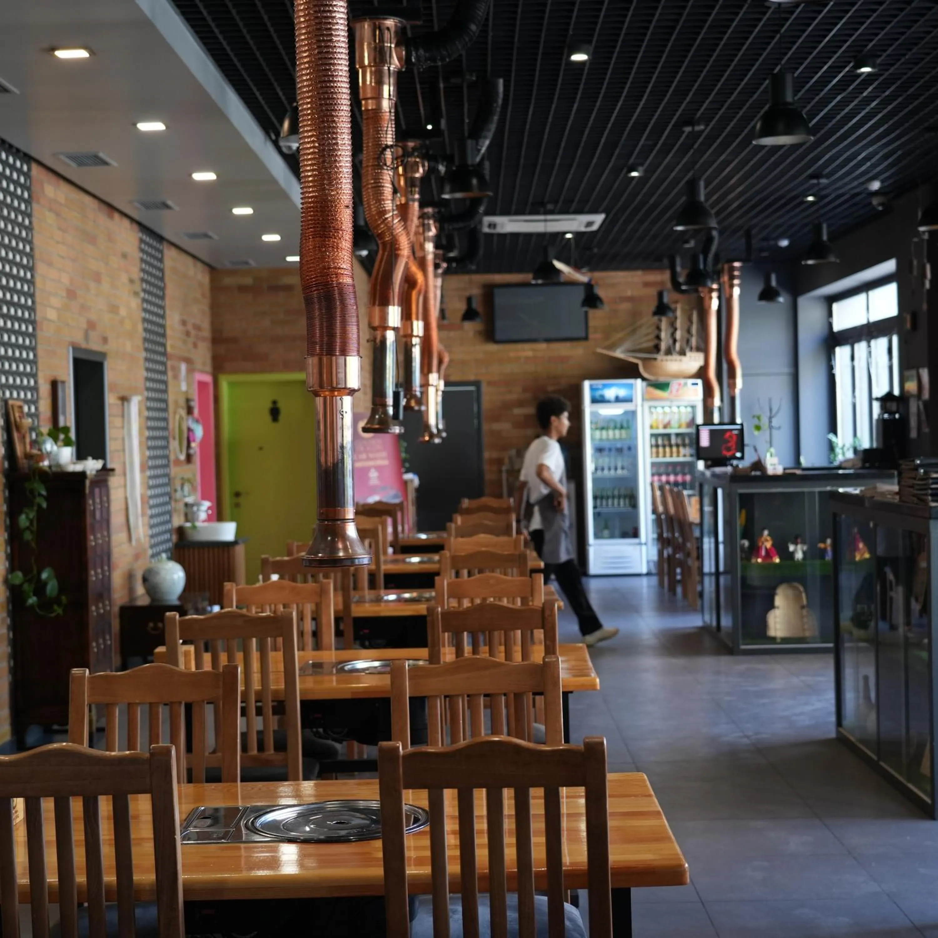 Restaurant/places to eat in Golden Dragon