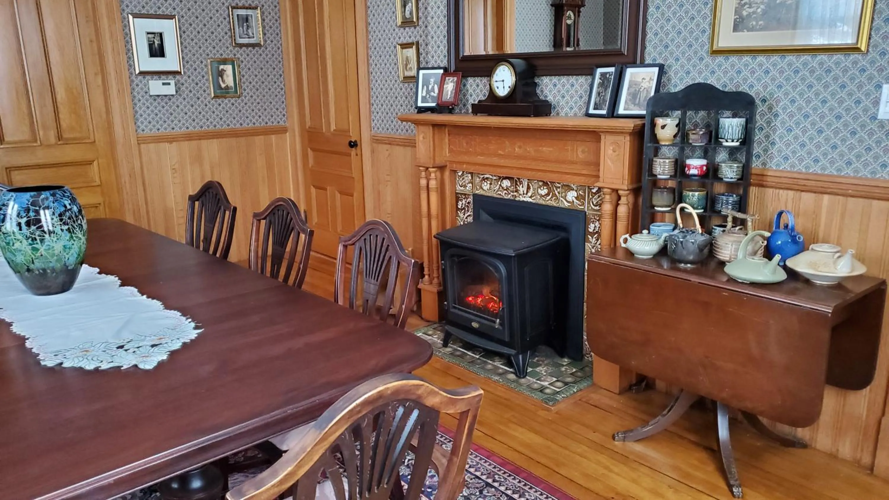 Dining area in The Lark & Loon Inn