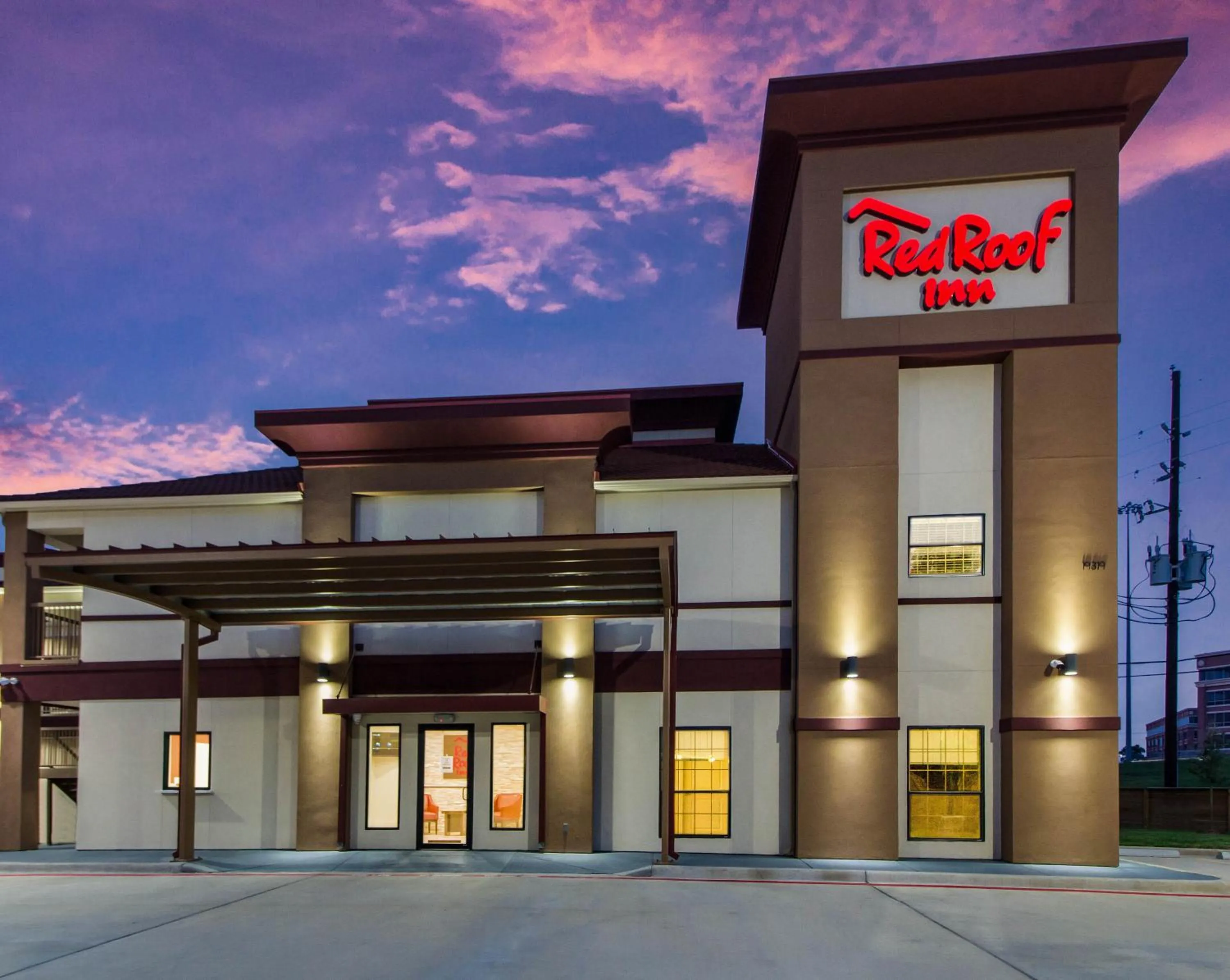 Property building in Red Roof Inn Houston - Willowbrook