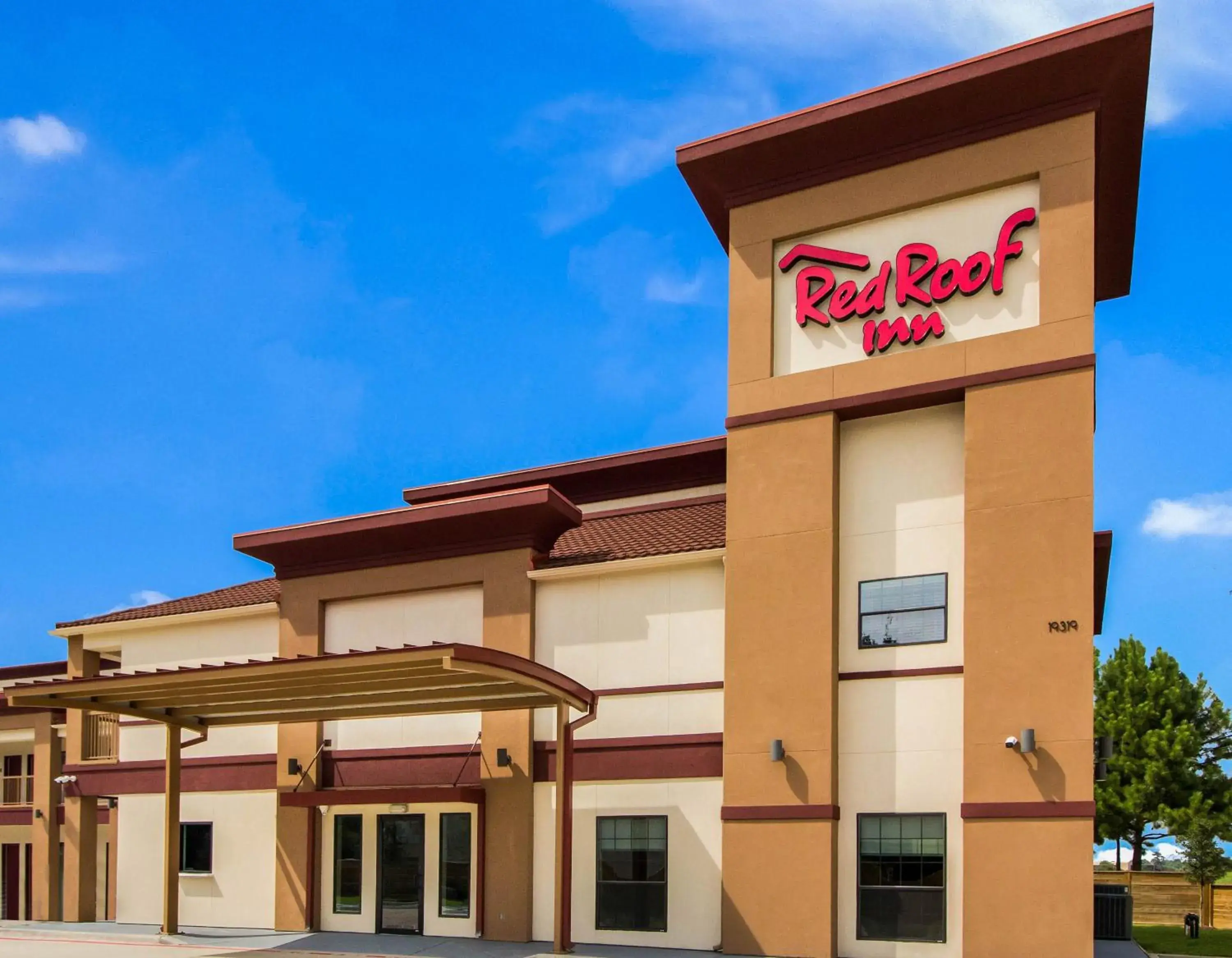 Property building in Red Roof Inn Houston - Willowbrook Property building in Red Roof Inn Houston - Willowbrook