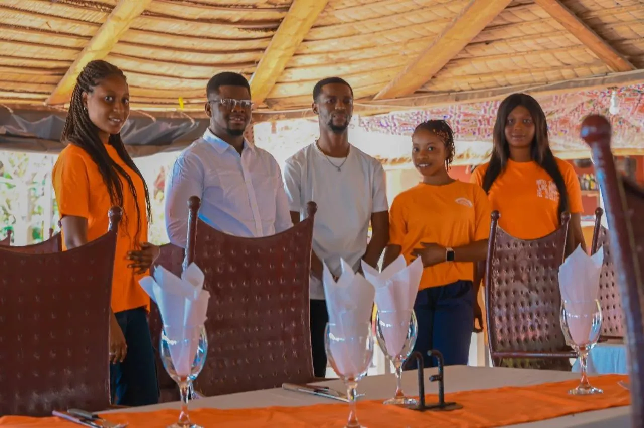 Restaurant/places to eat in Hotel le Trarza