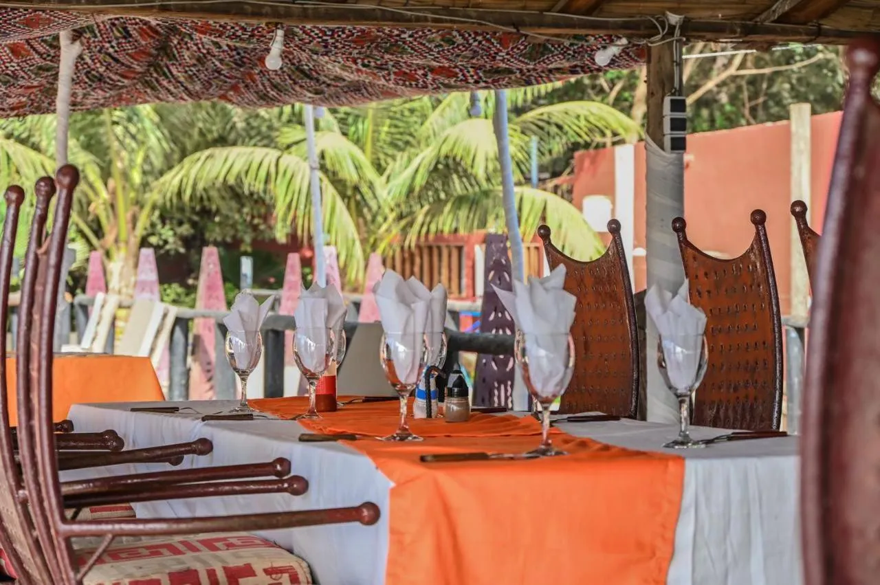 Restaurant/places to eat in Hotel le Trarza