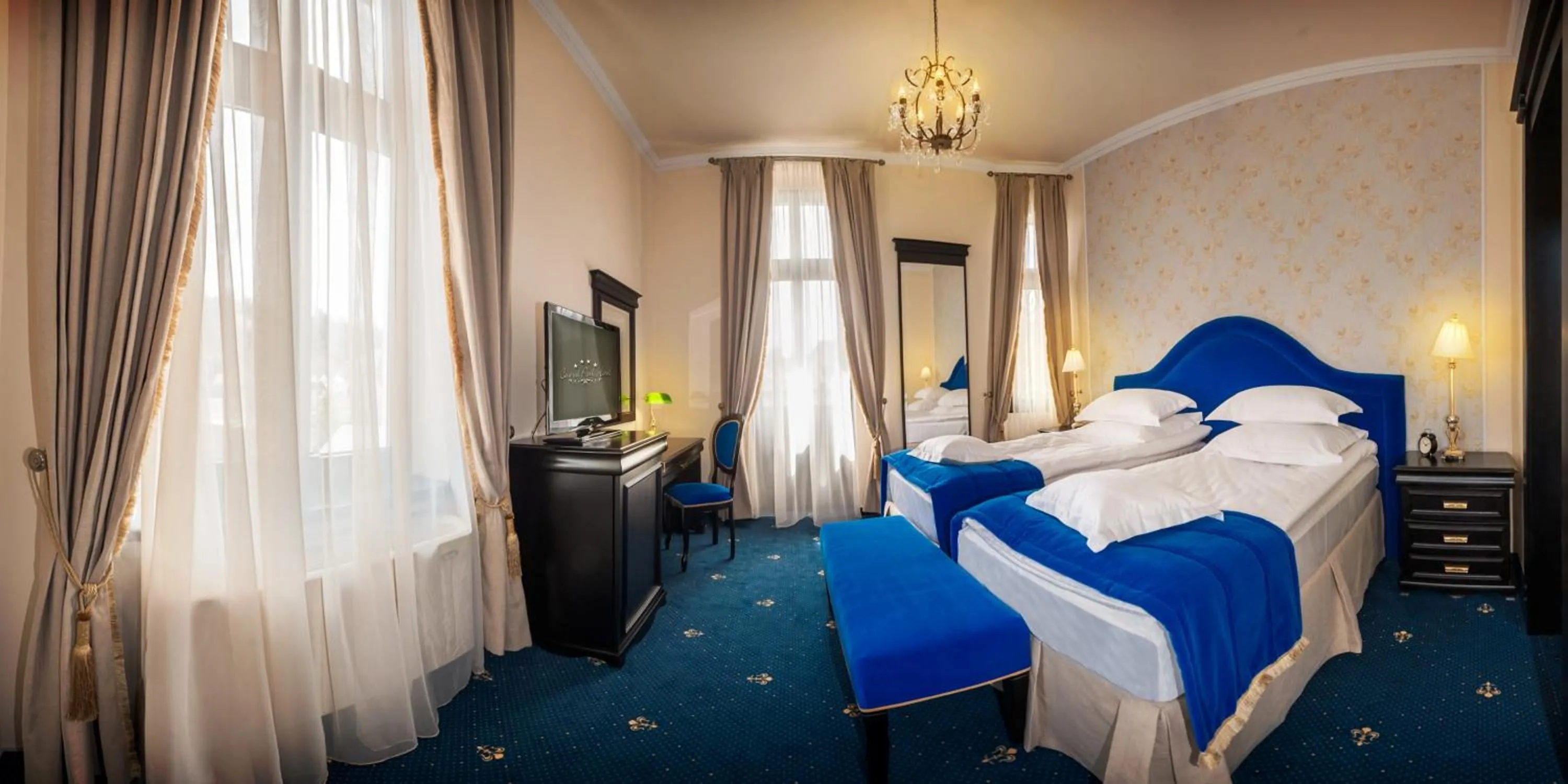 Photo of the whole room, Bed in Hotel Central Park Sighisoara