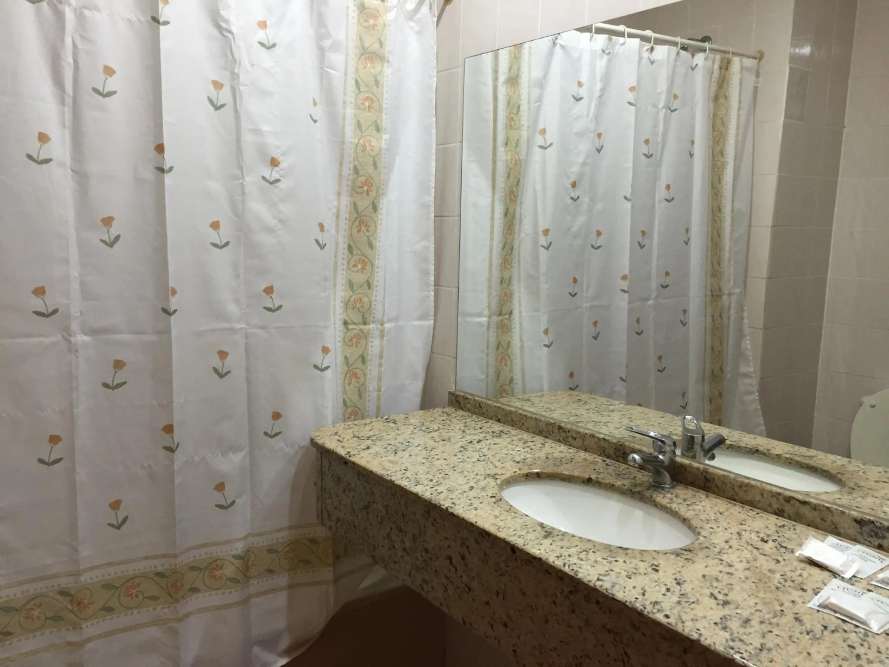 Bathroom in Hotel Carmen