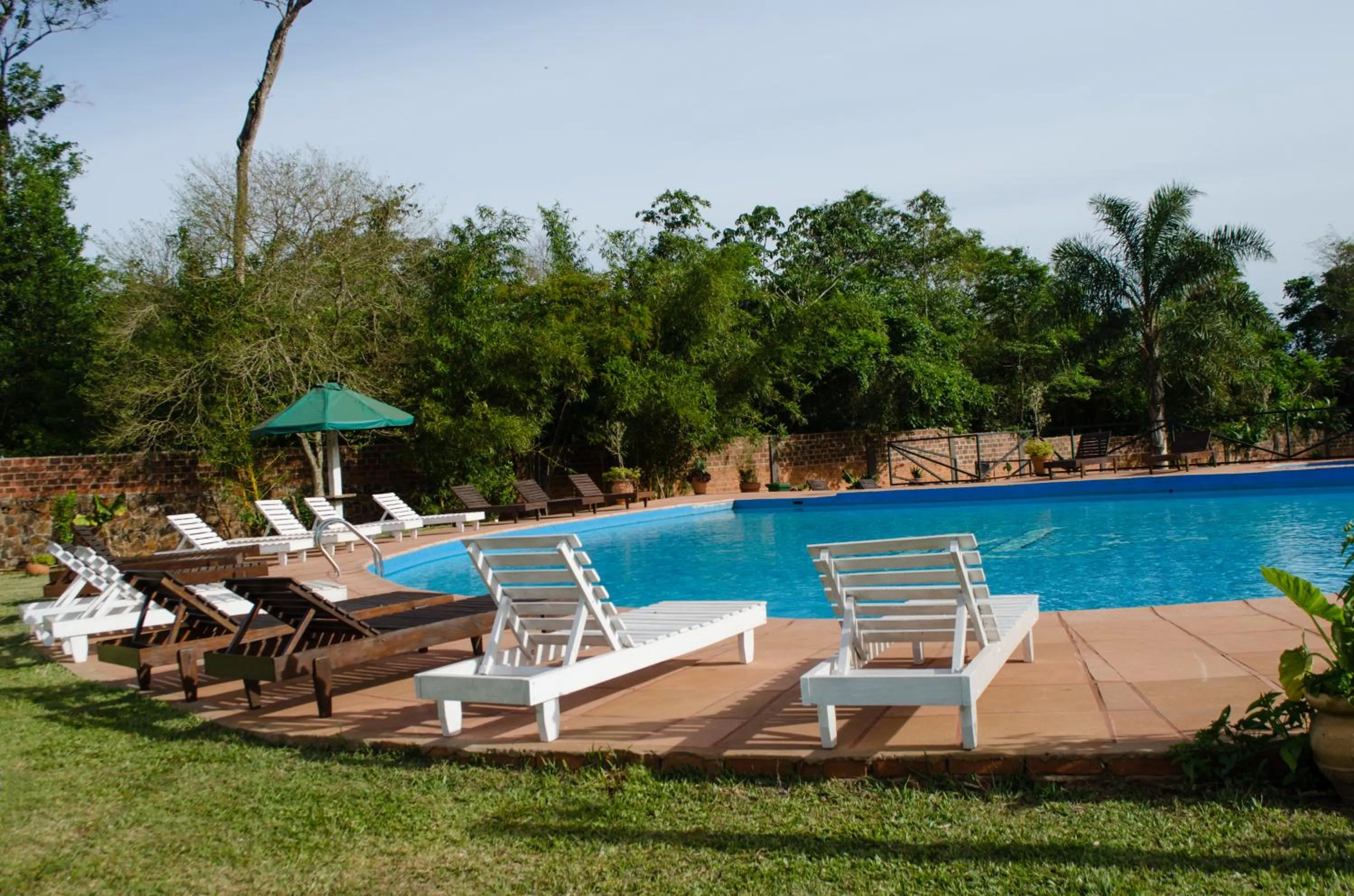 Swimming pool in Hotel Carmen