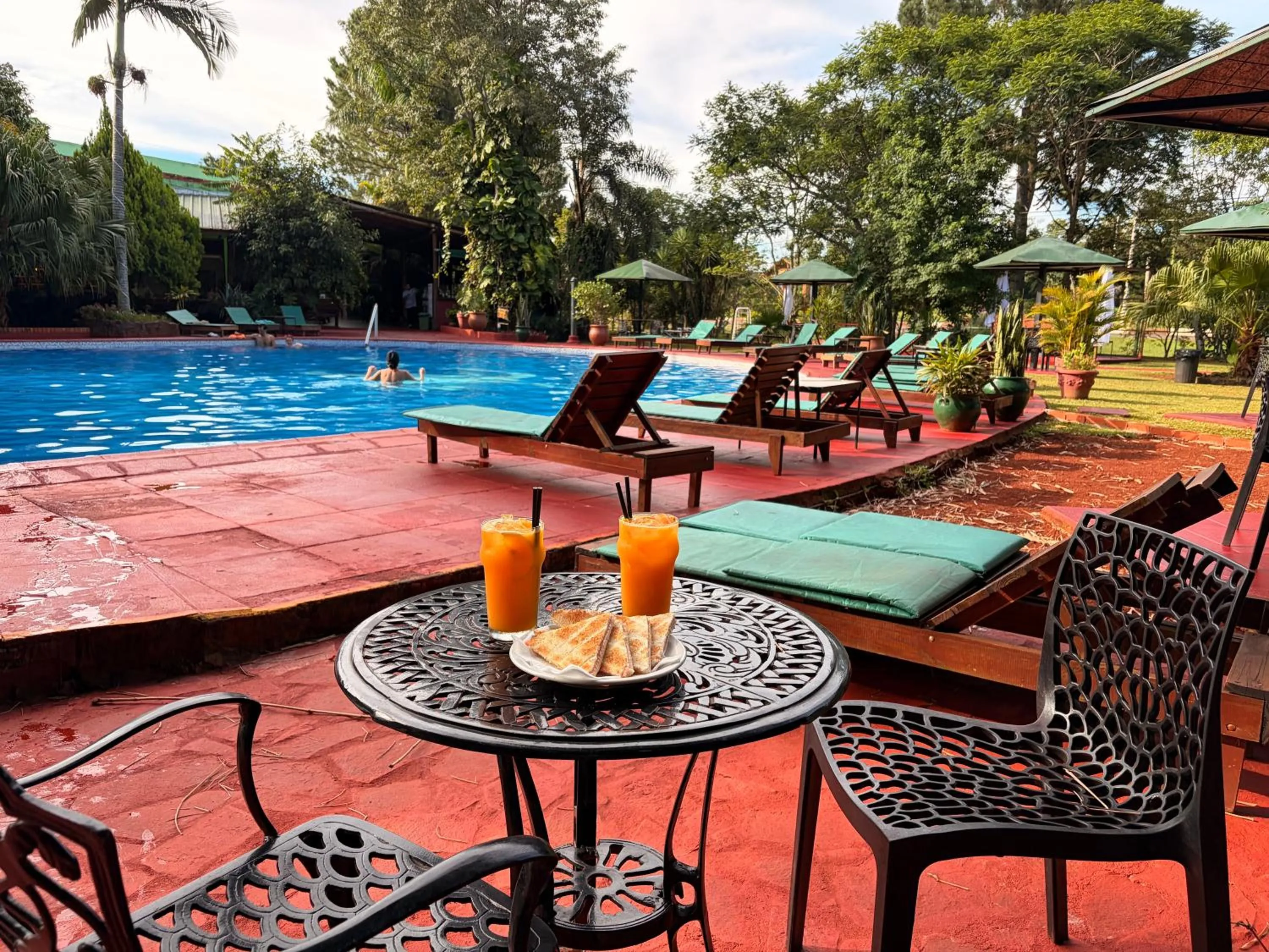 Food and drinks in Hotel Carmen