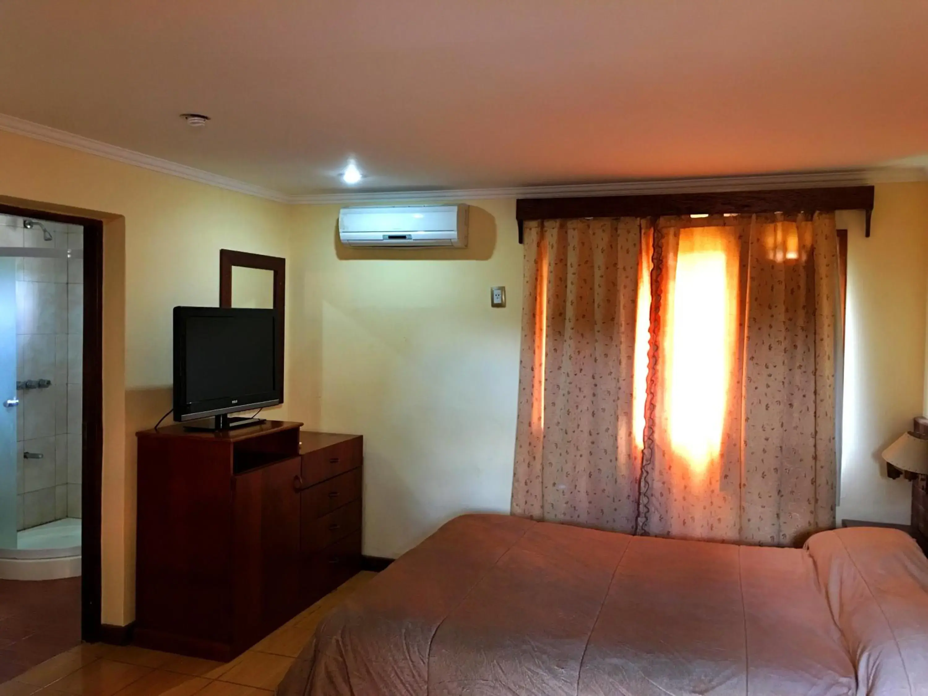 Bed in Hotel Carmen Bed in Hotel Carmen