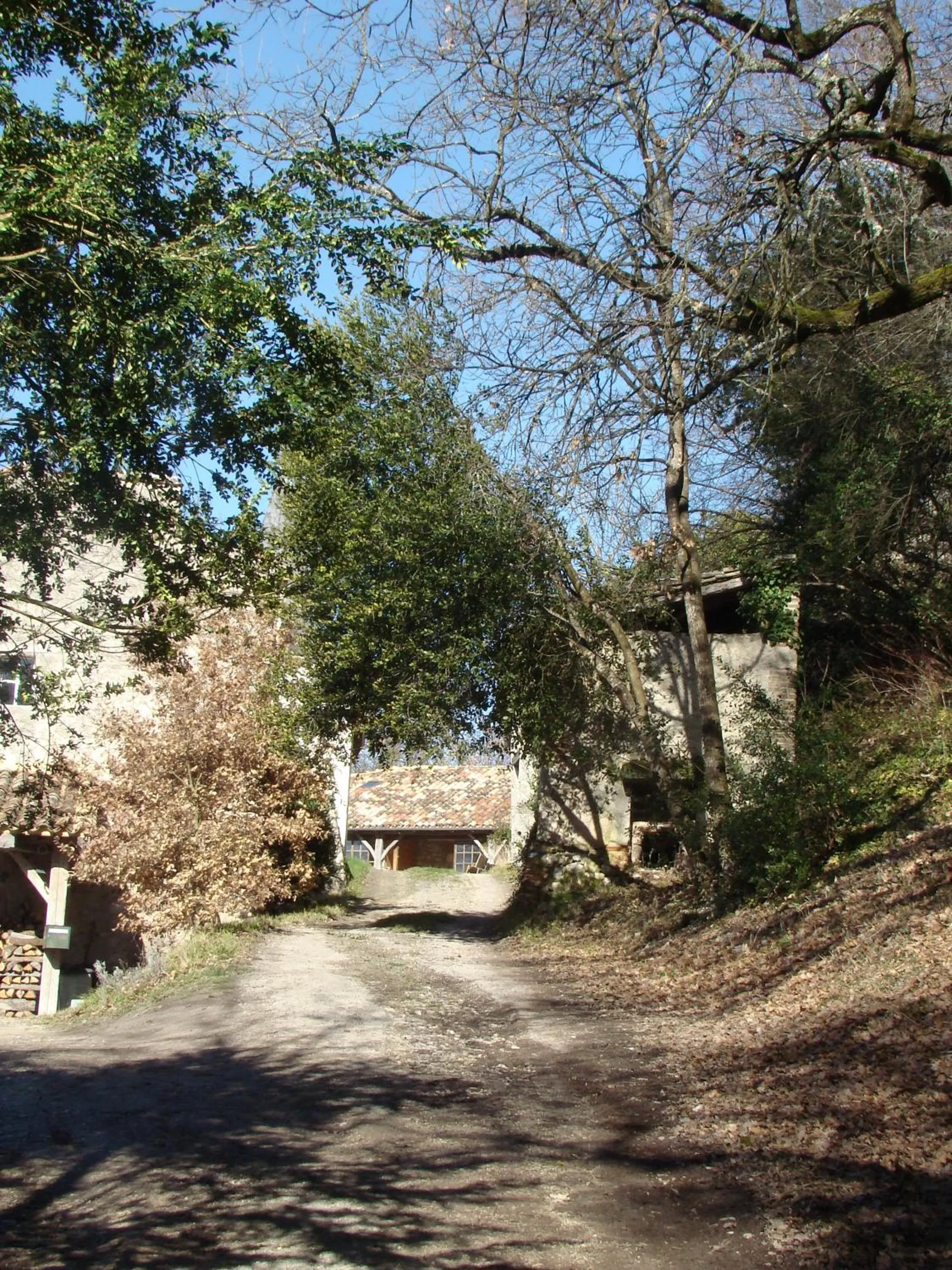 Hiking in Le Relais de Roquefereau