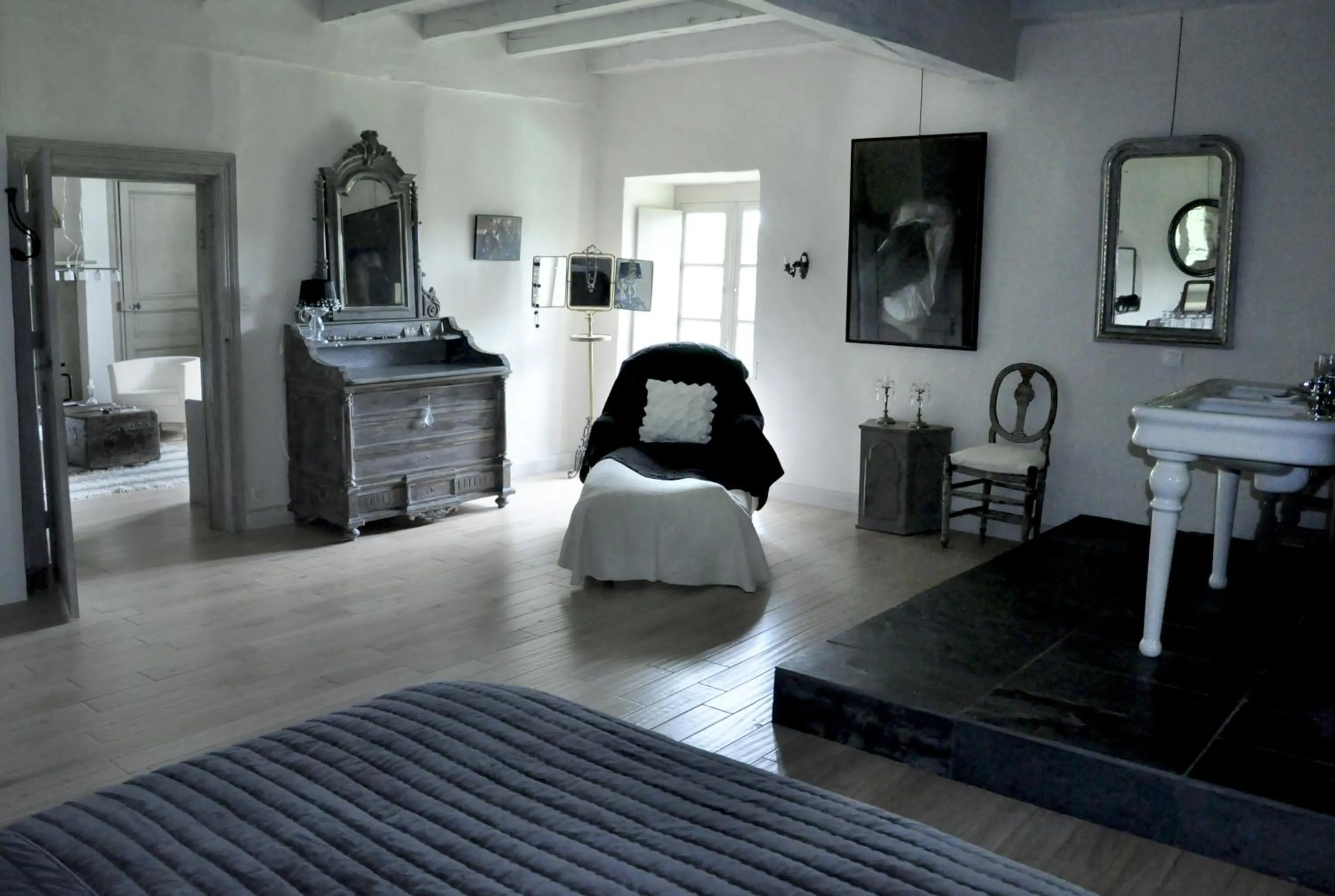 Bedroom, Bed in Le Relais de Roquefereau