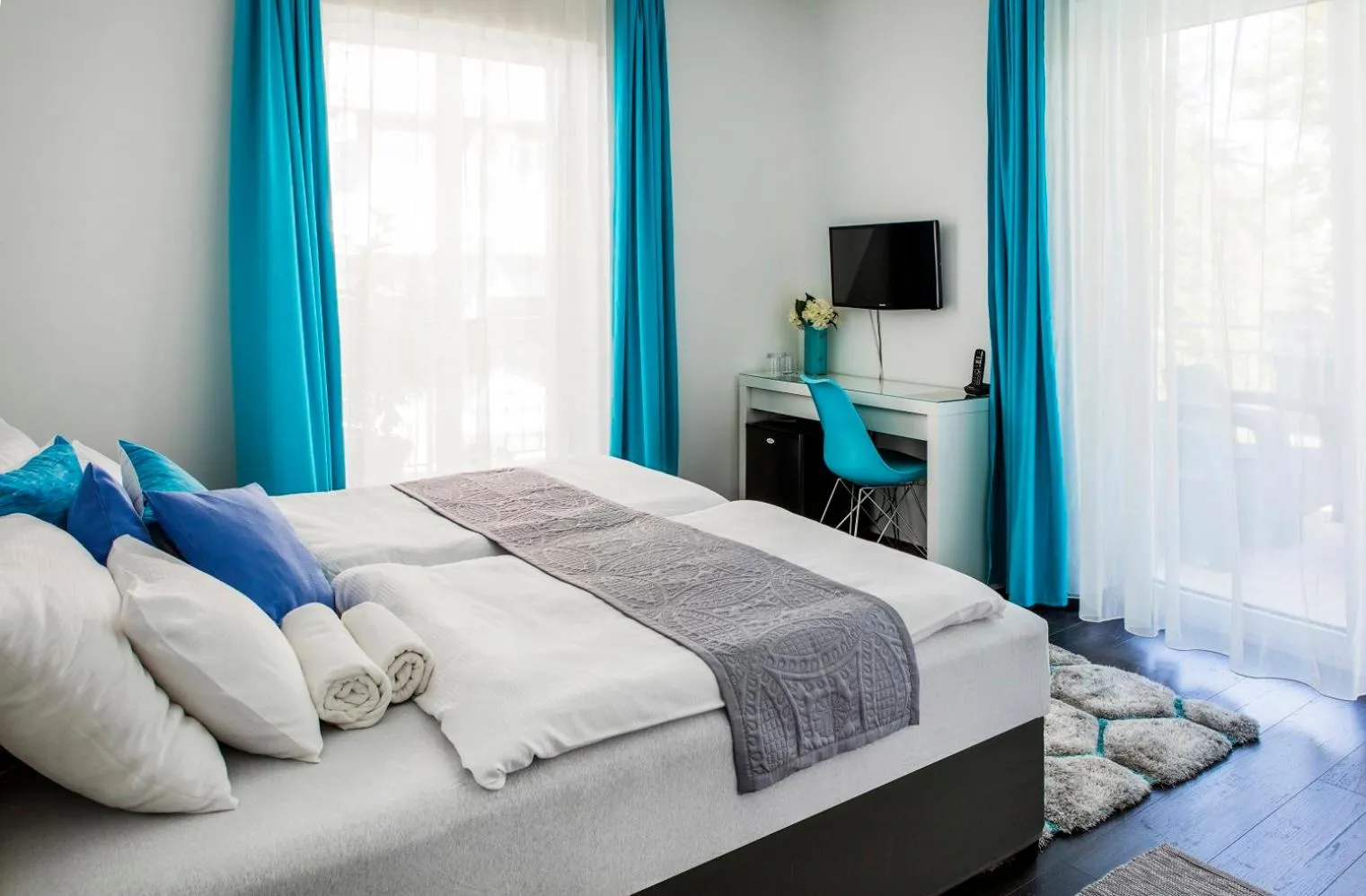 Bed in HOTEL CSOPAK Resort & Lake
