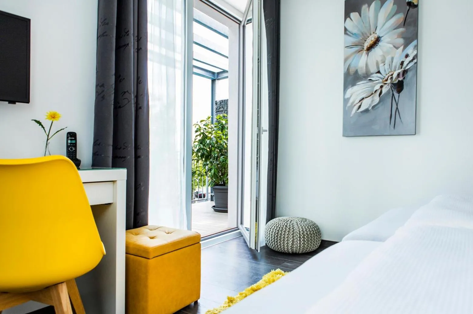Bed in HOTEL CSOPAK Resort & Lake