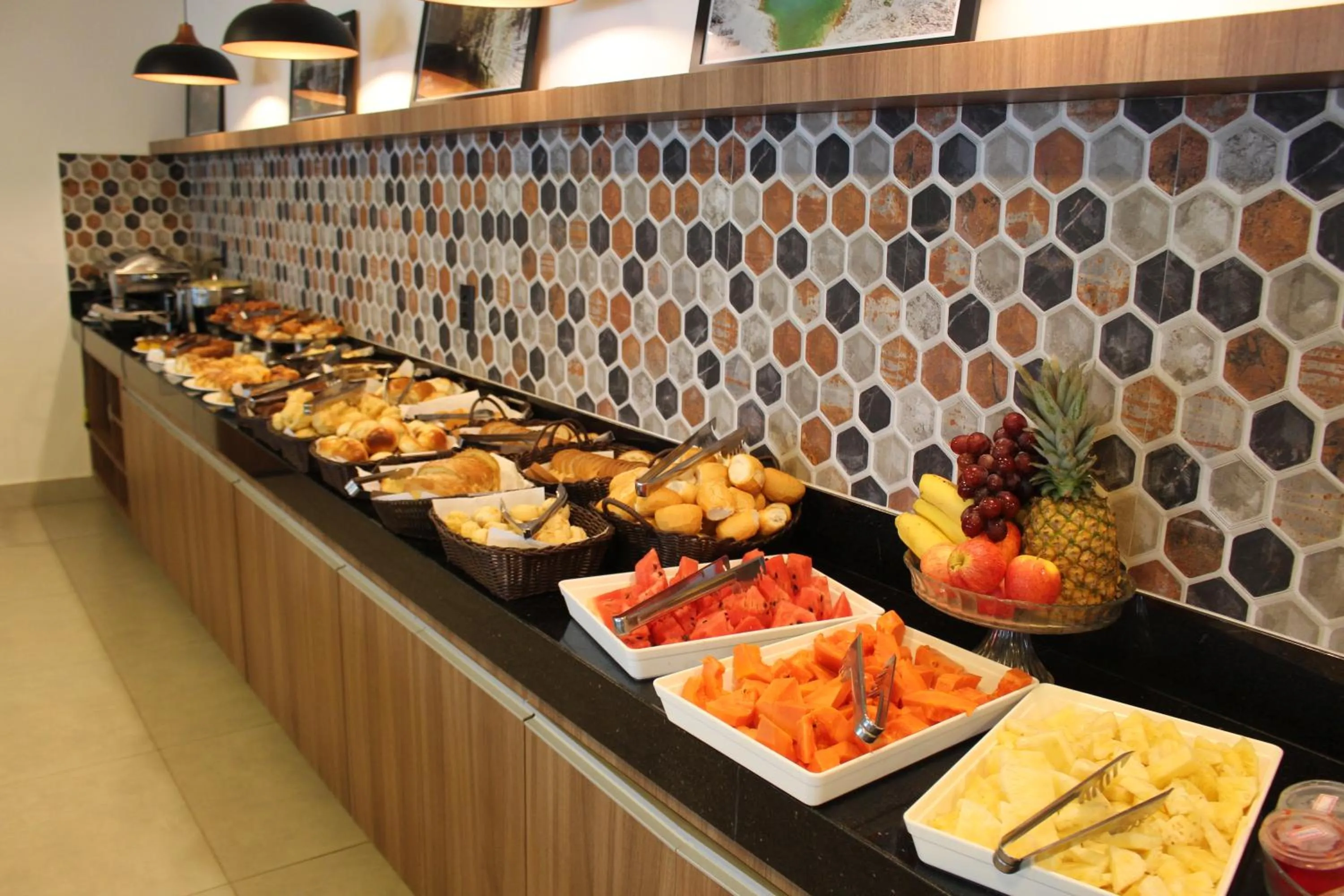Buffet breakfast in Cyrilo's Palace Hotel