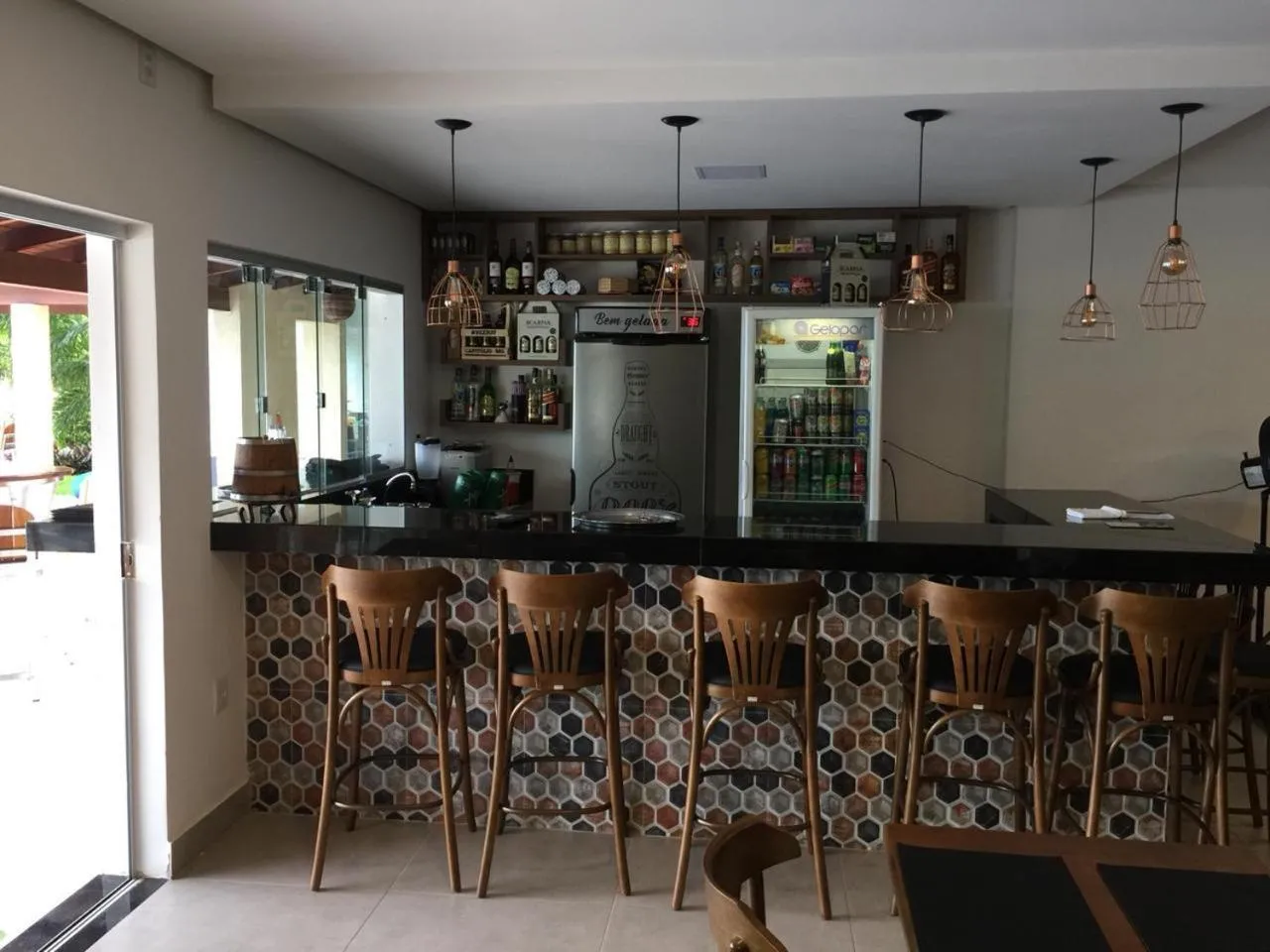 Restaurant/places to eat in Cyrilo's Palace Hotel