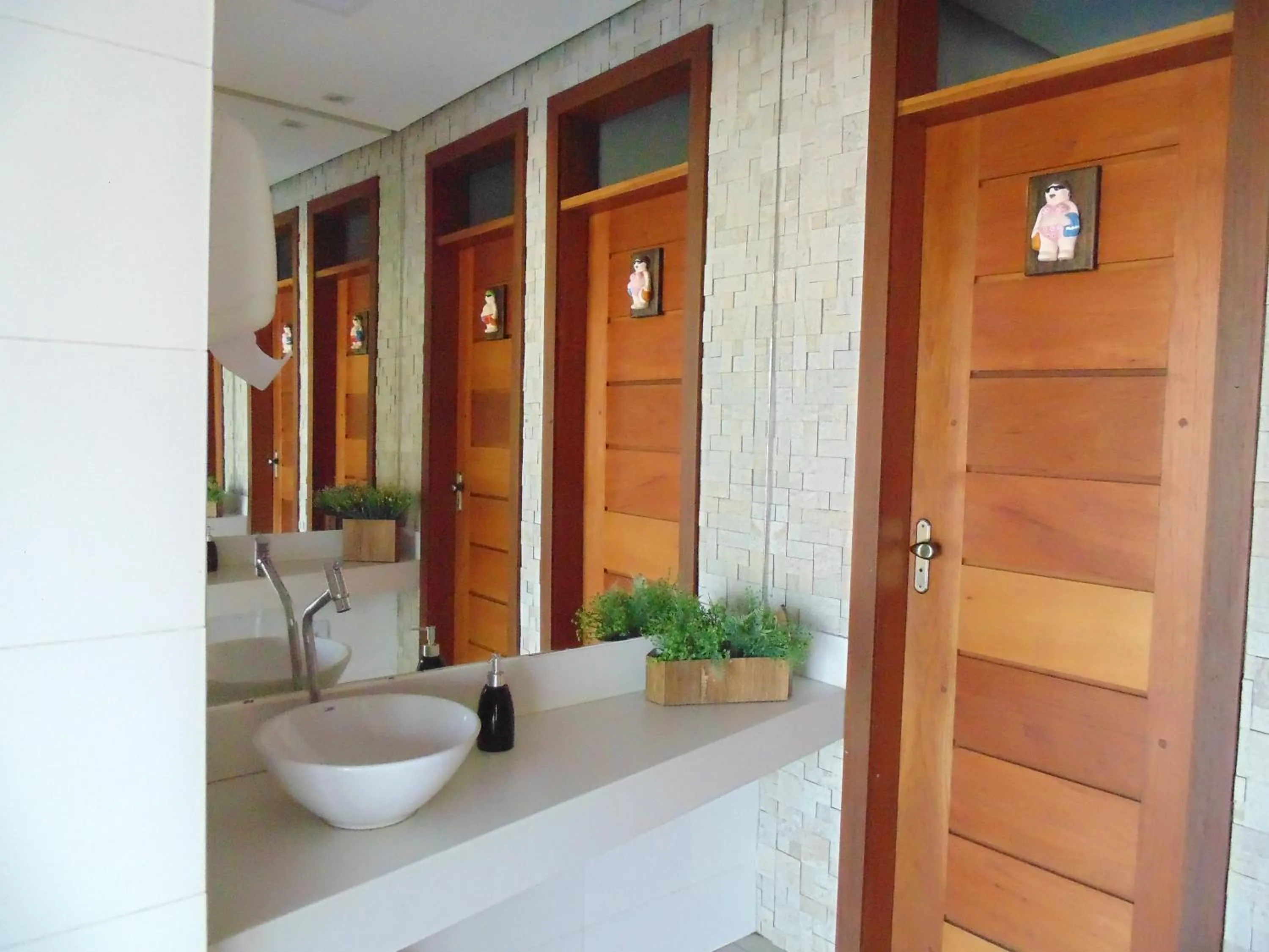 Area and facilities in Cyrilo's Palace Hotel