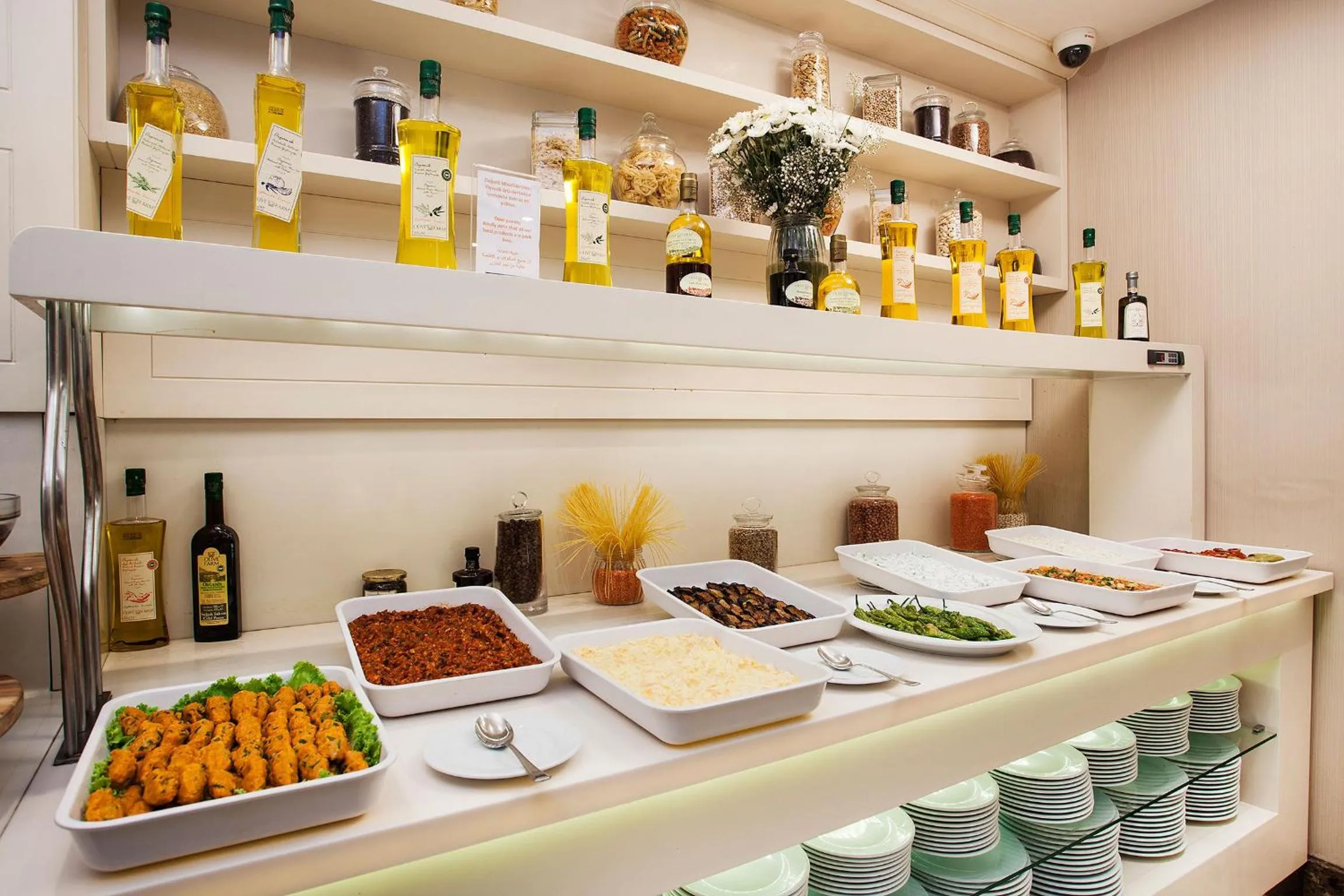 Restaurant/places to eat in Nidya Hotel Galataport