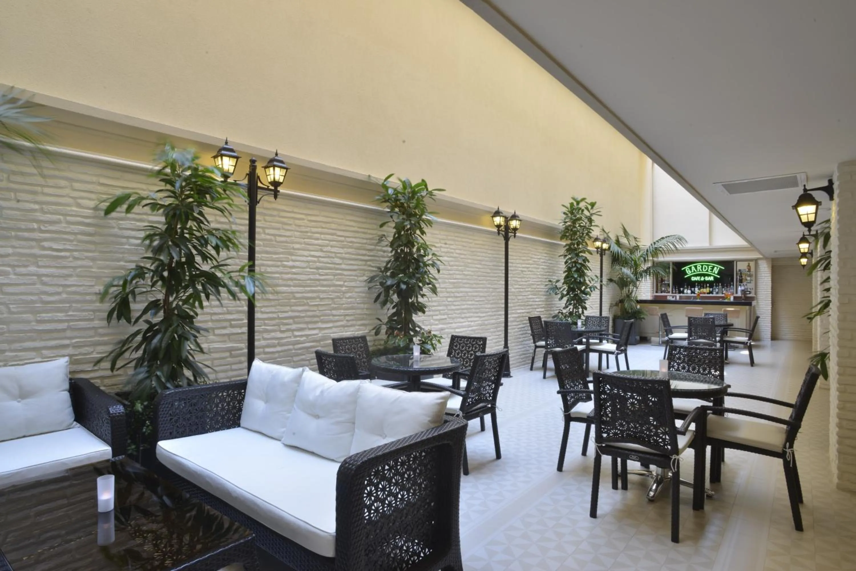 Restaurant/places to eat in Nidya Hotel Galataport