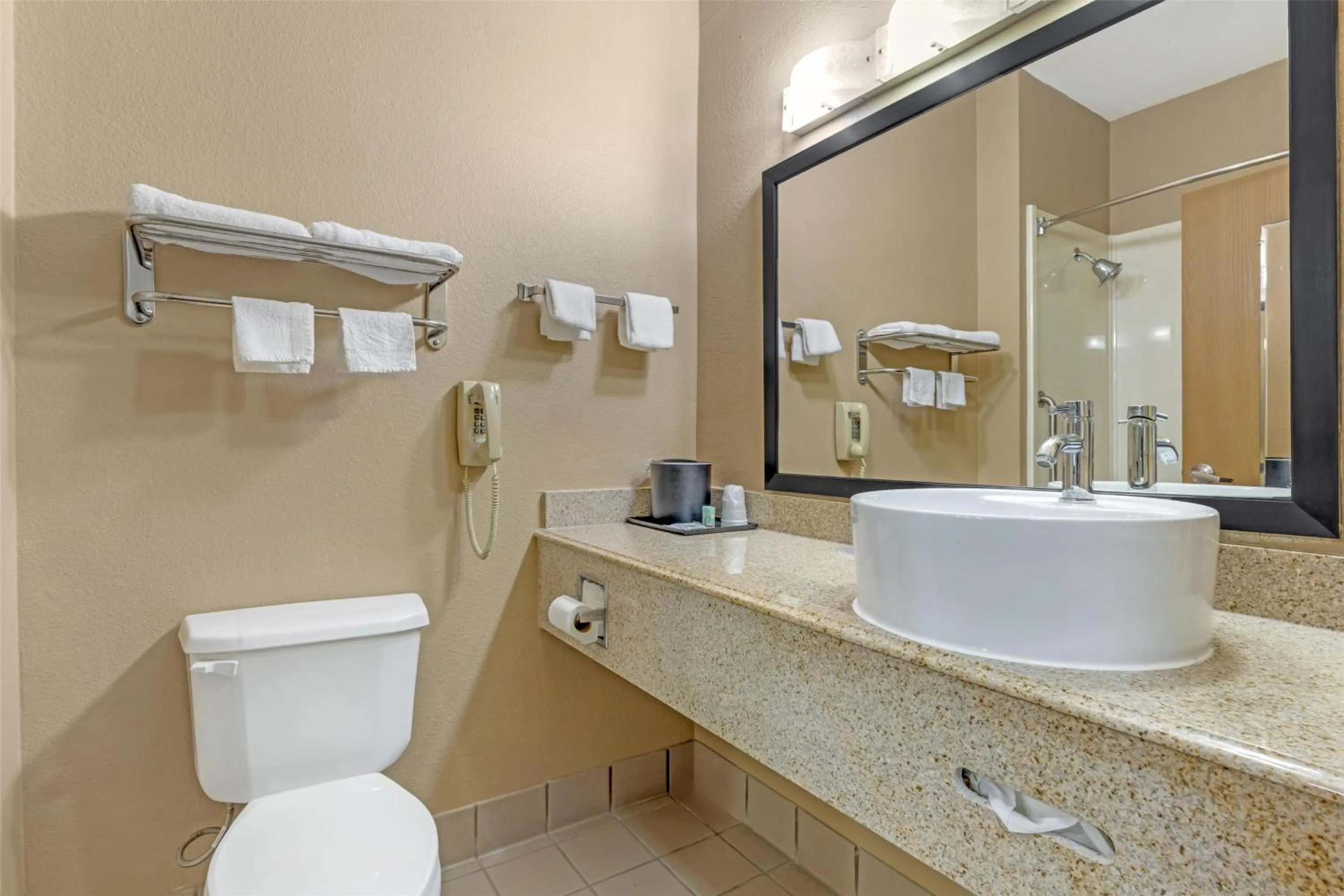 Bathroom in Best Western Northwest Inn