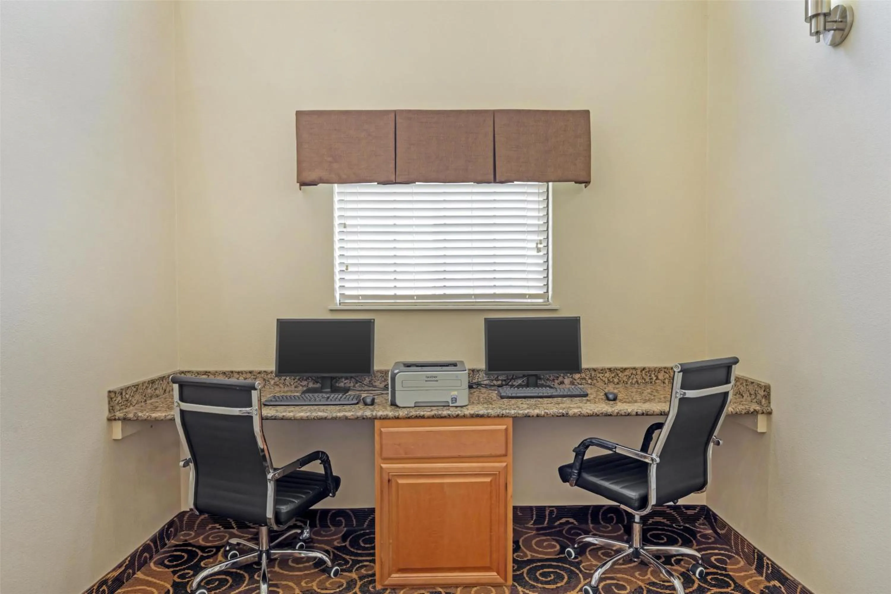 Business facilities in Best Western Northwest Inn