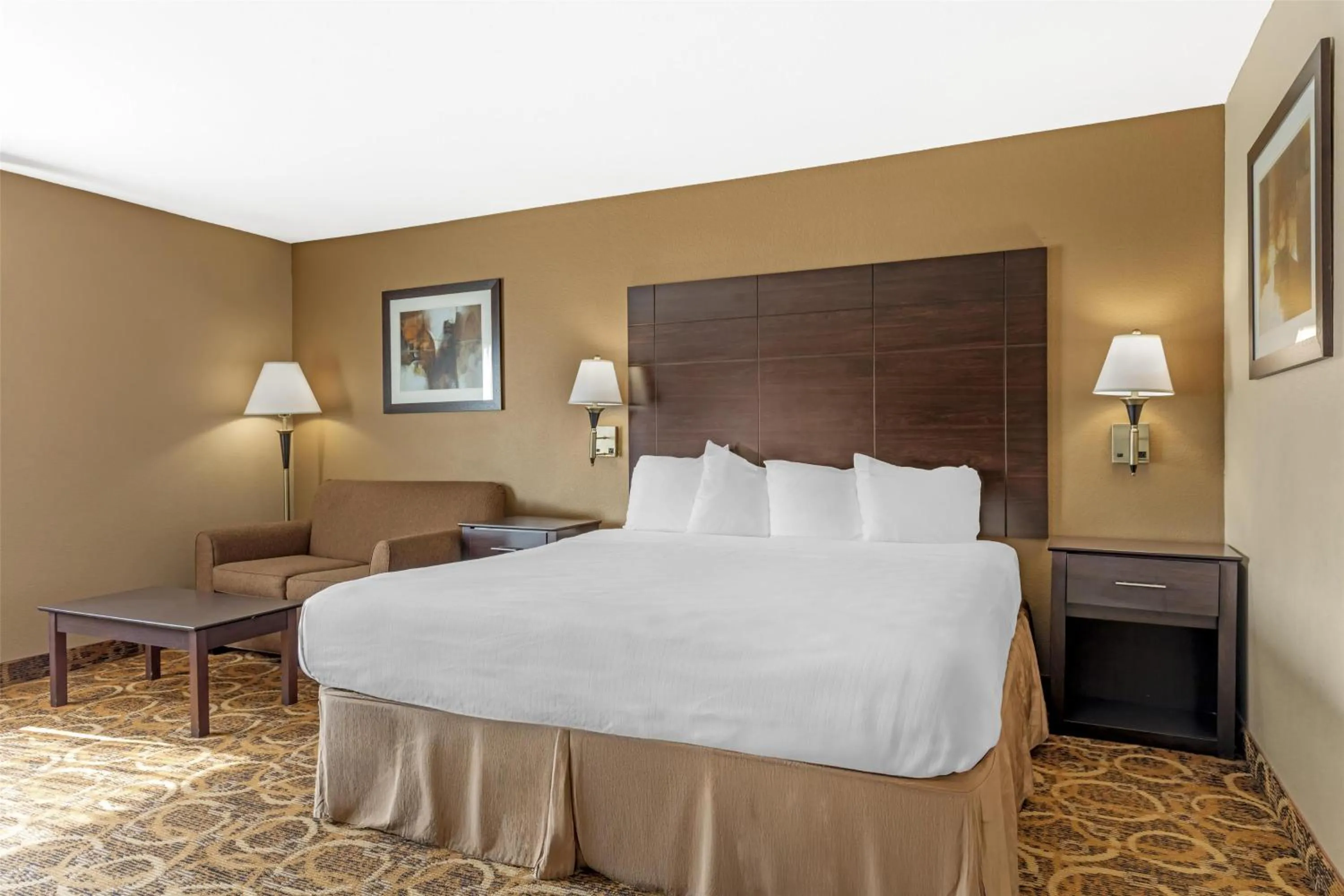 Bedroom, Bed in Best Western Northwest Inn