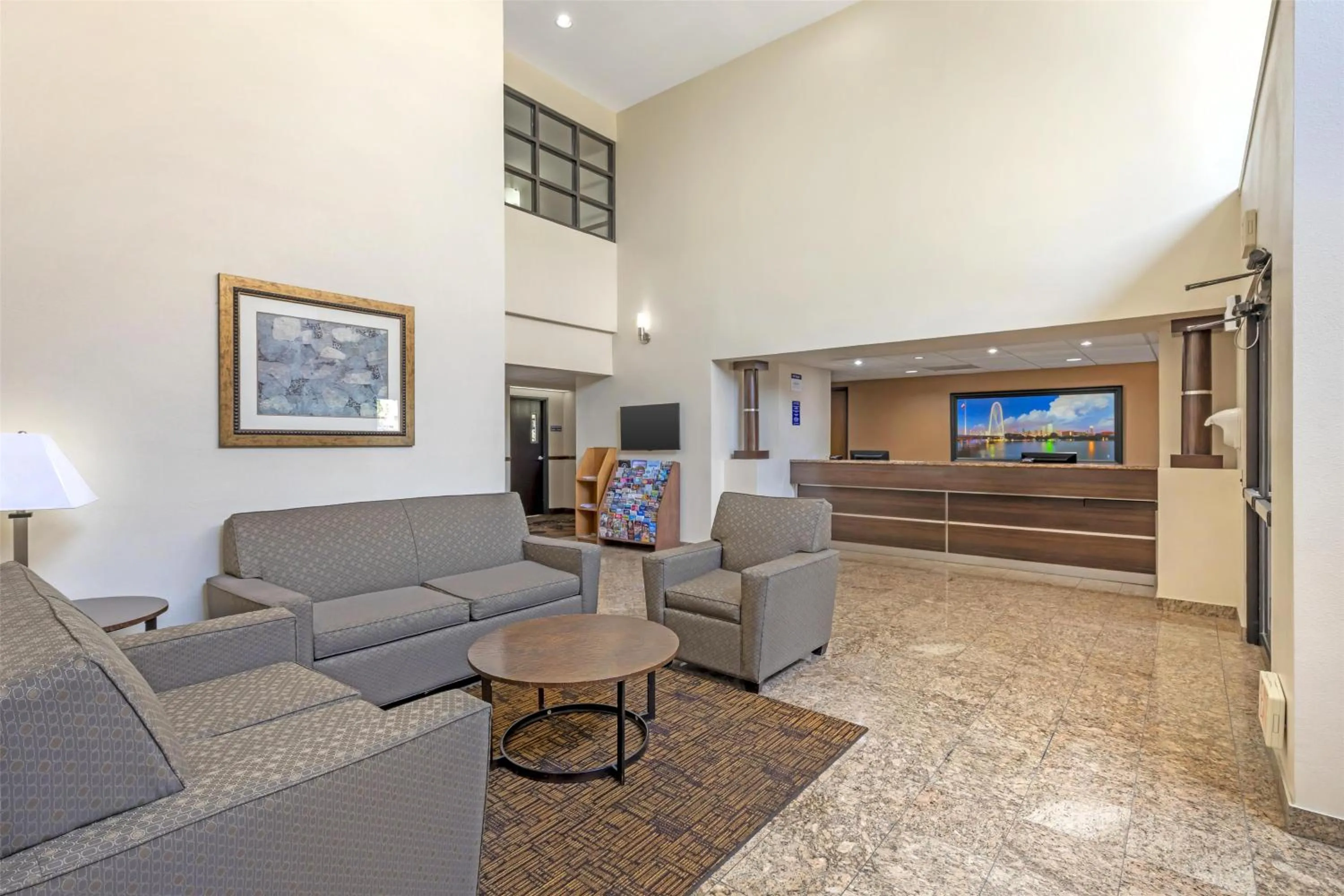 Lobby or reception in Best Western Northwest Inn