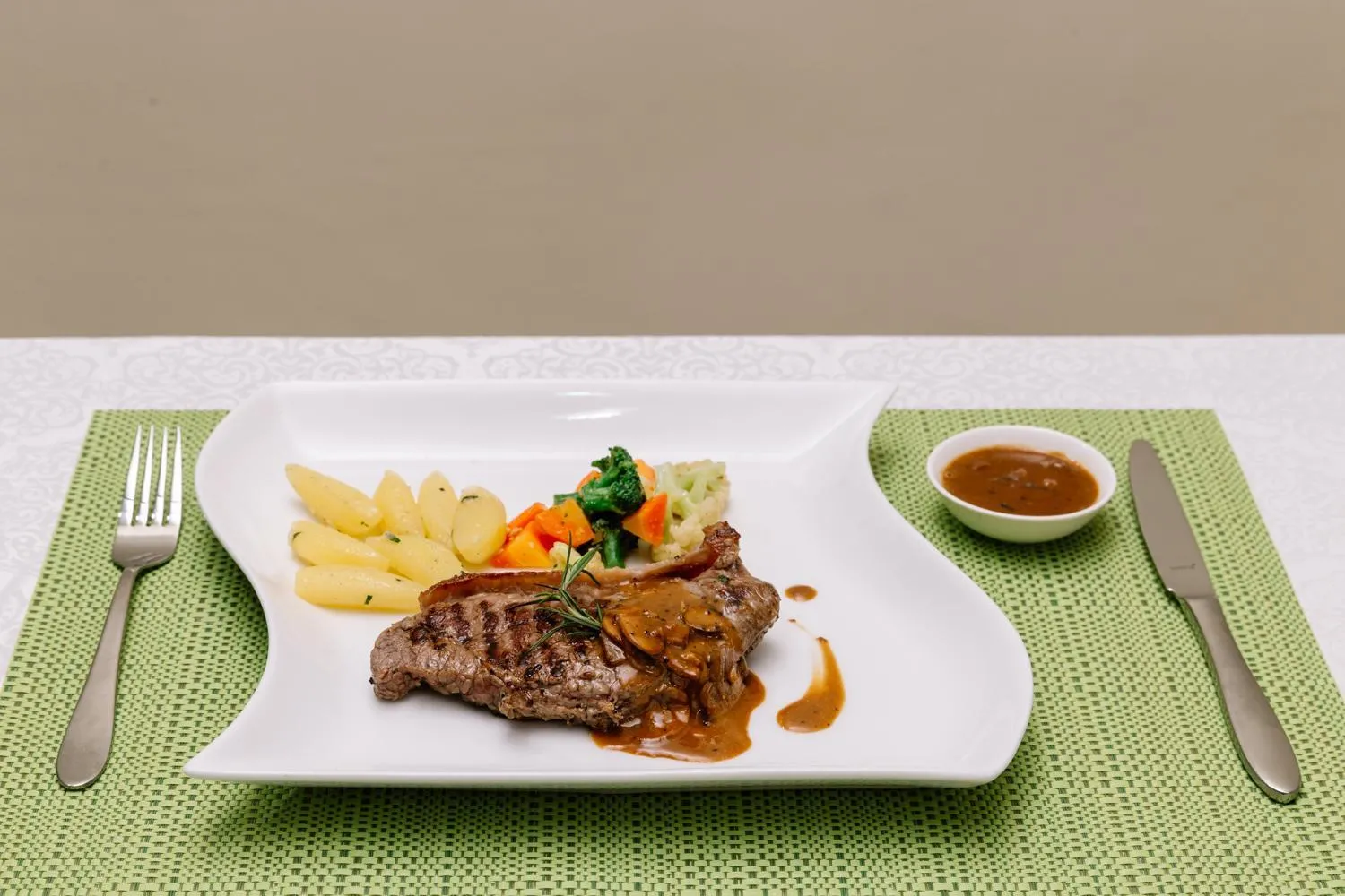 Food in Kubu Benoa Guest House
