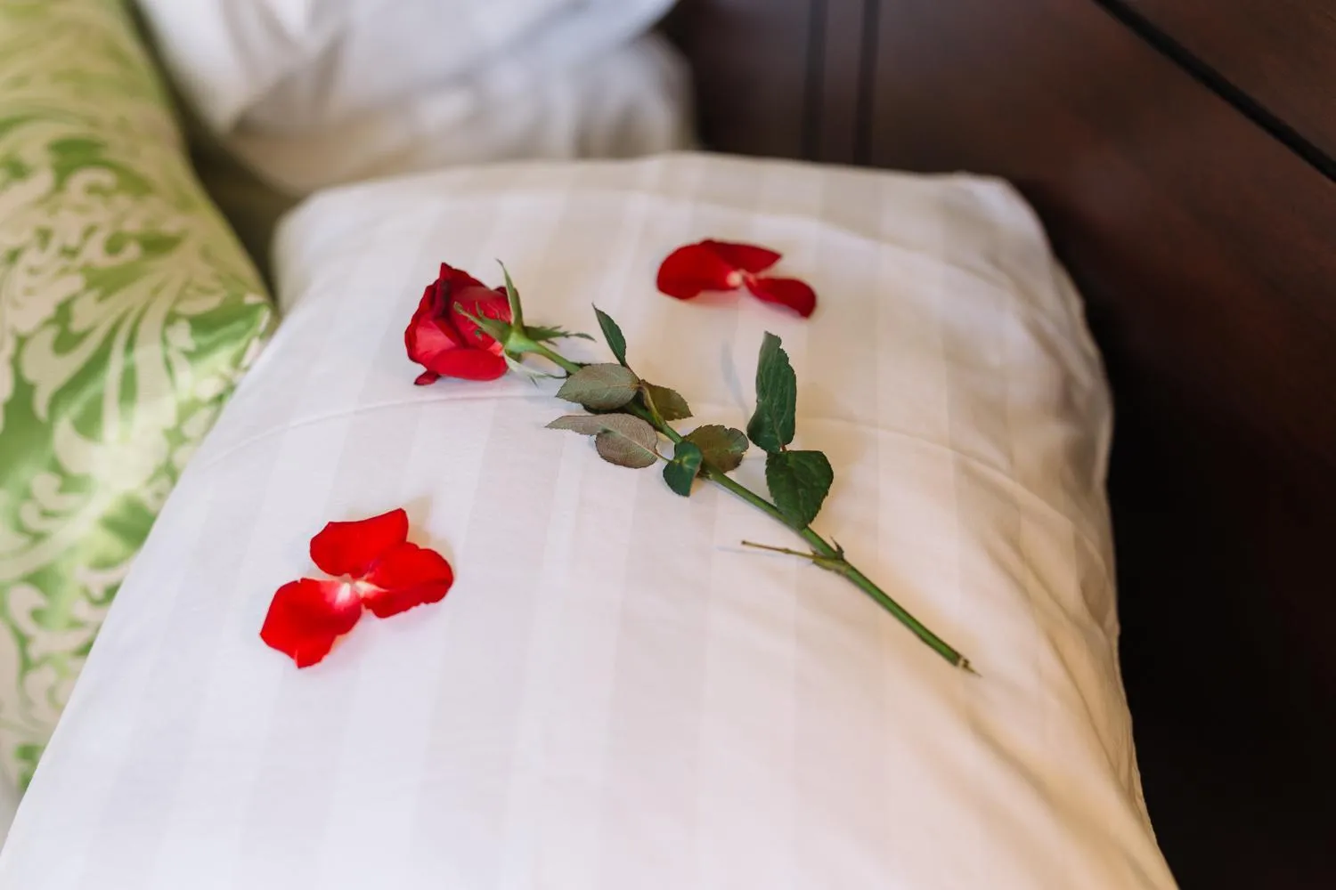 Bed in Kubu Benoa Guest House