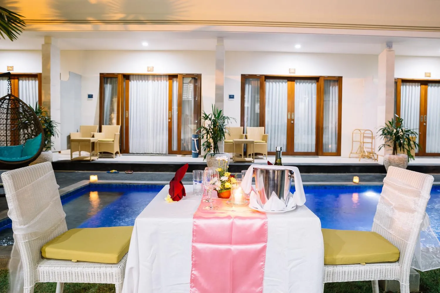 Swimming pool in Kubu Benoa Guest House