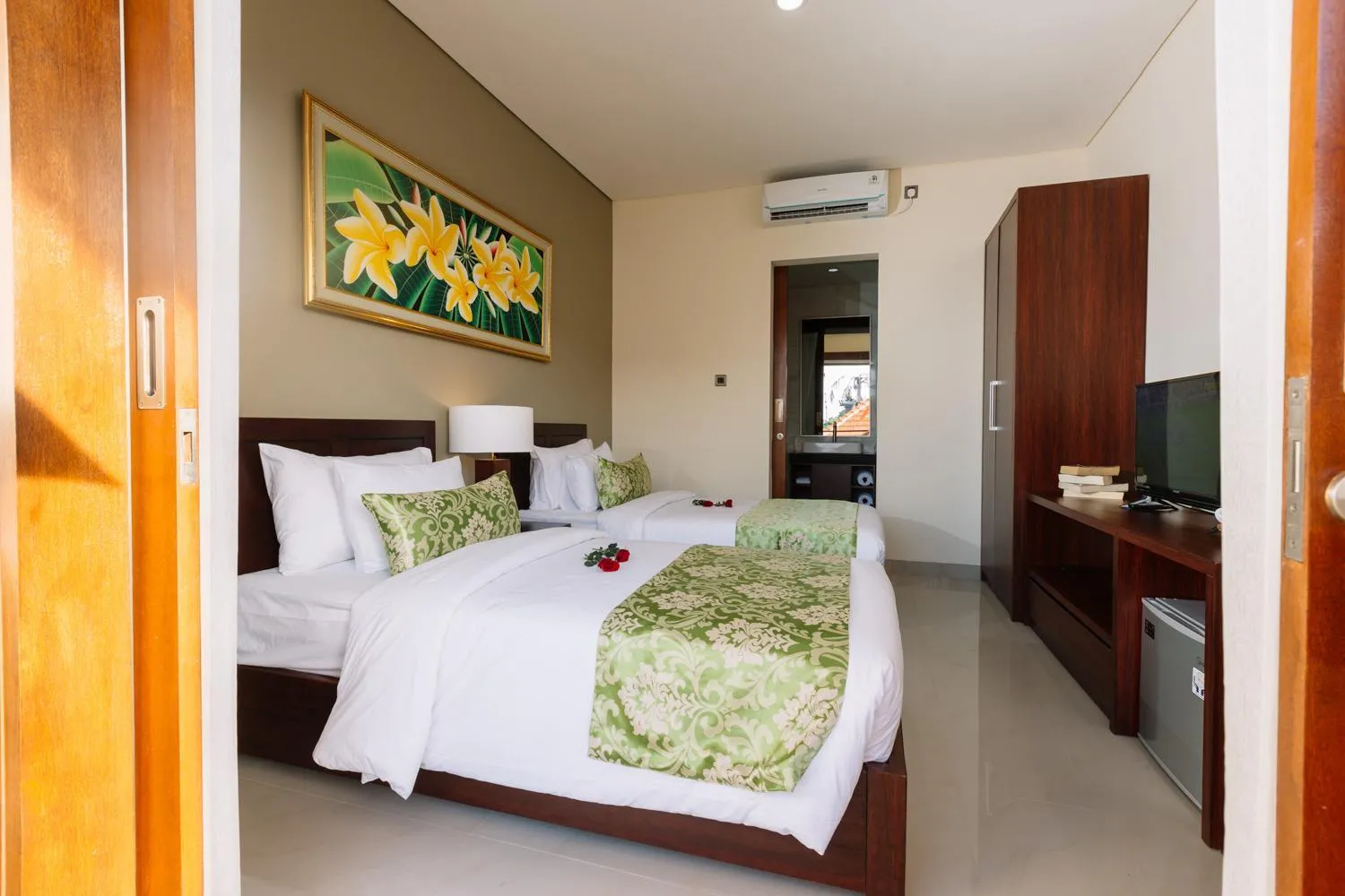 Bed in Kubu Benoa Guest House