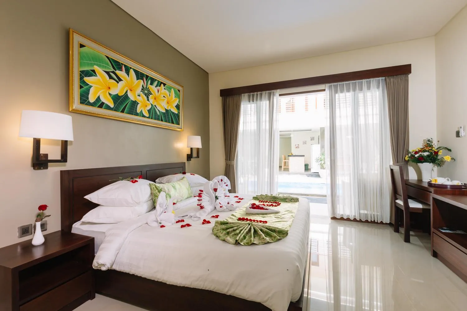 Photo of the whole room, Bed in Kubu Benoa Guest House