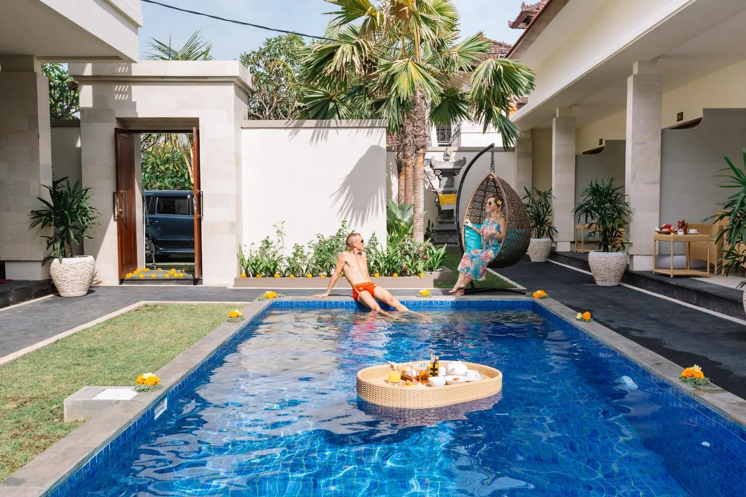 People in Kubu Benoa Guest House