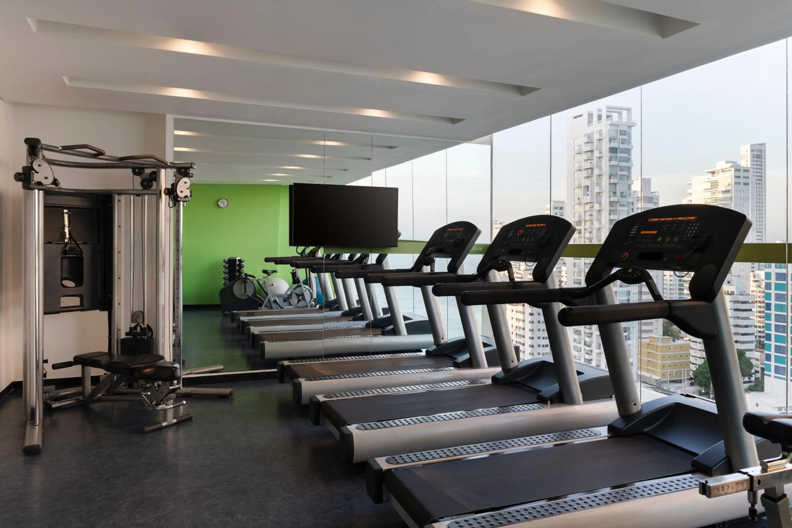 Fitness centre/facilities in Hampton by Hilton Cartagena
