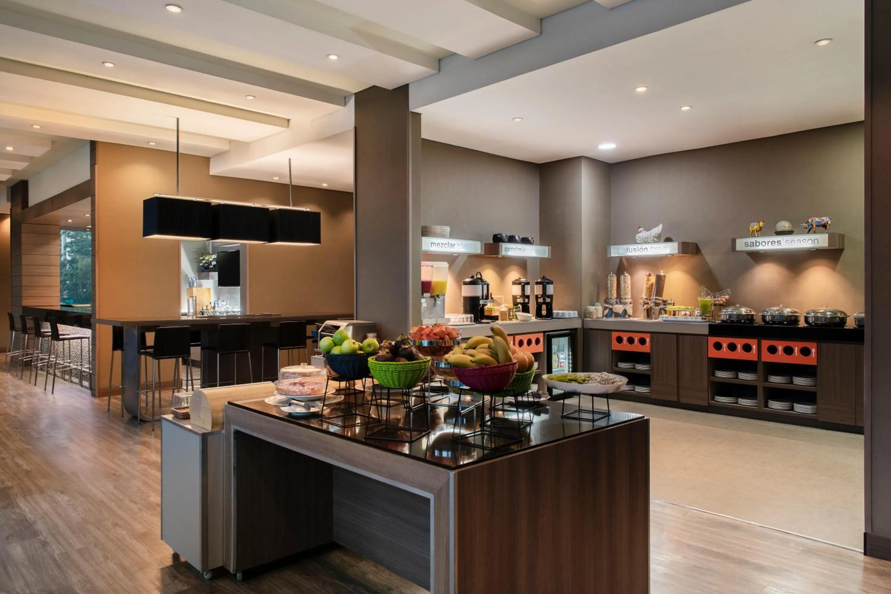 Breakfast in Hampton by Hilton Cartagena