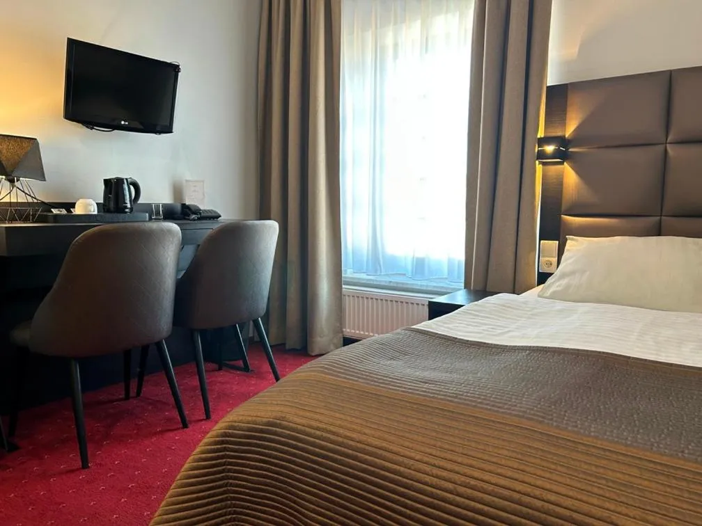 Photo of the whole room, Bed in REST HOTEL VARIA Działdowo