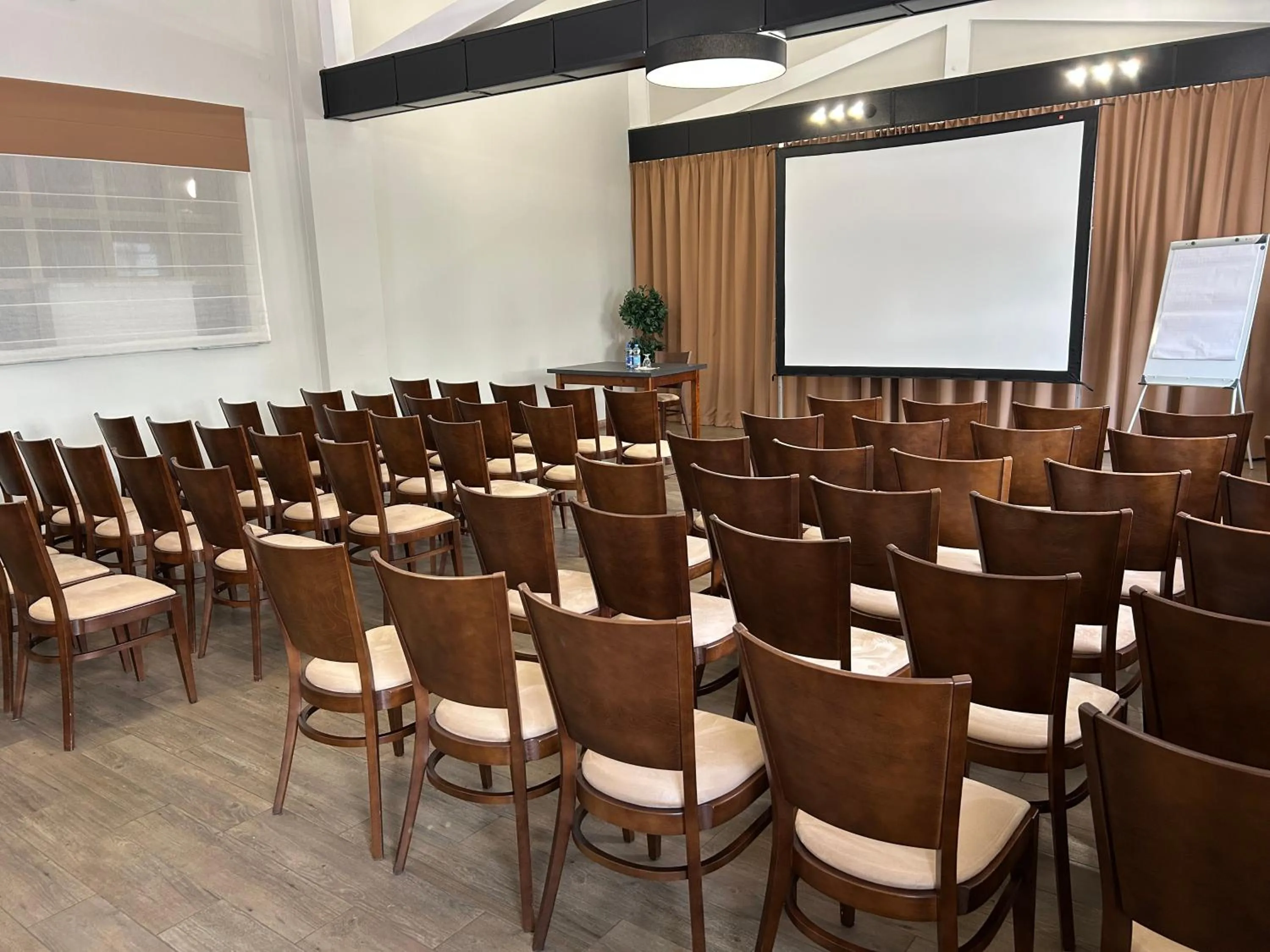 Meeting/conference room in REST HOTEL VARIA Działdowo