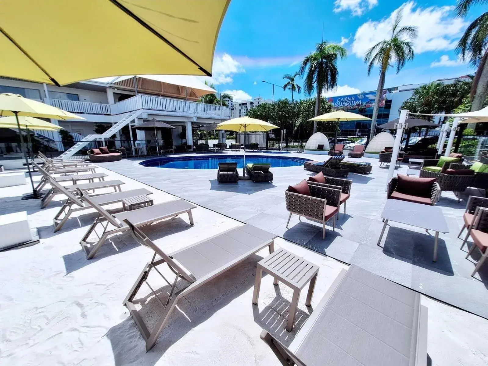 Swimming pool in Ramada By Wyndham Cairns City Centre Swimming pool in Ramada By Wyndham Cairns City Centre