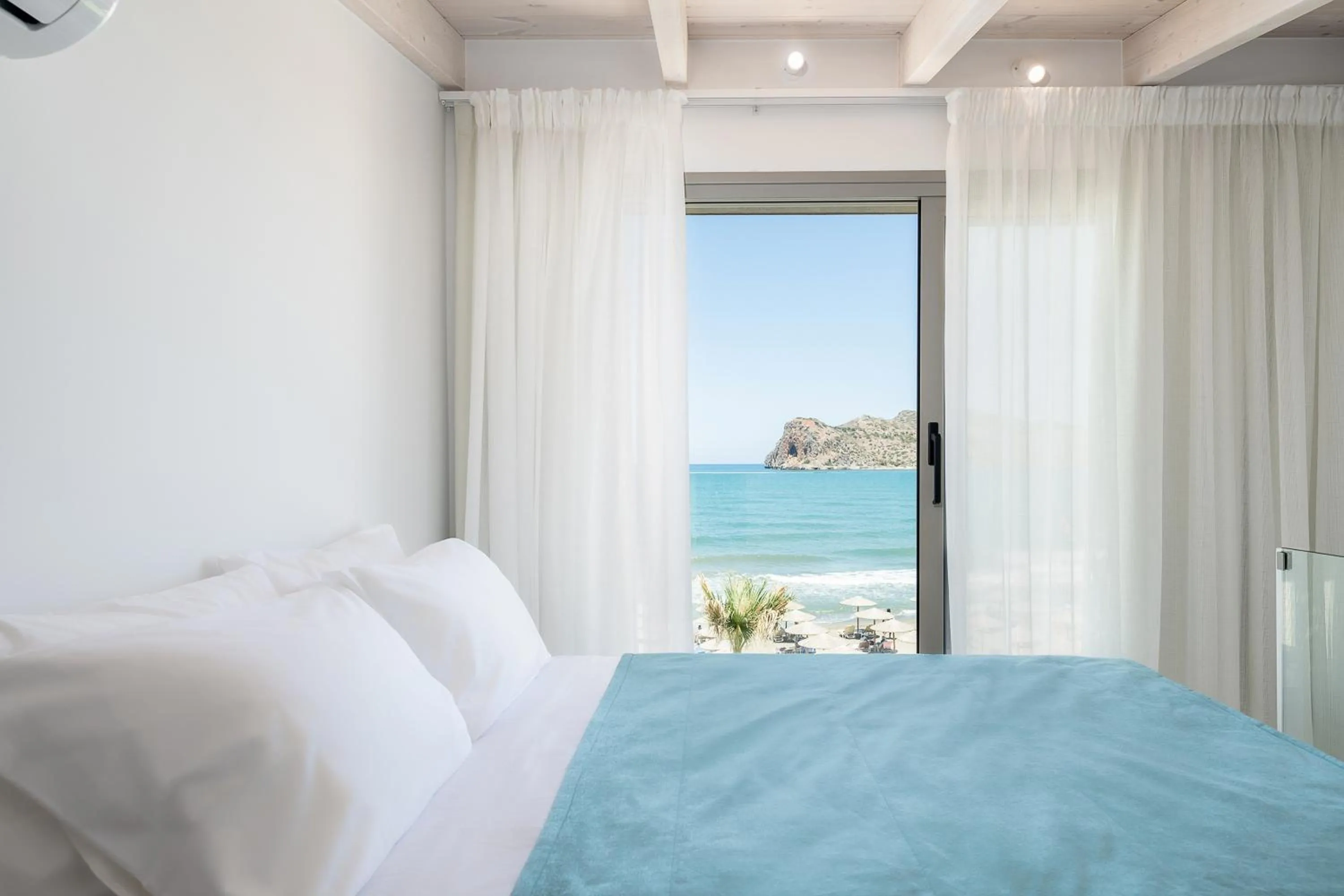 Bedroom, Bed in Vergina Beach Hotel