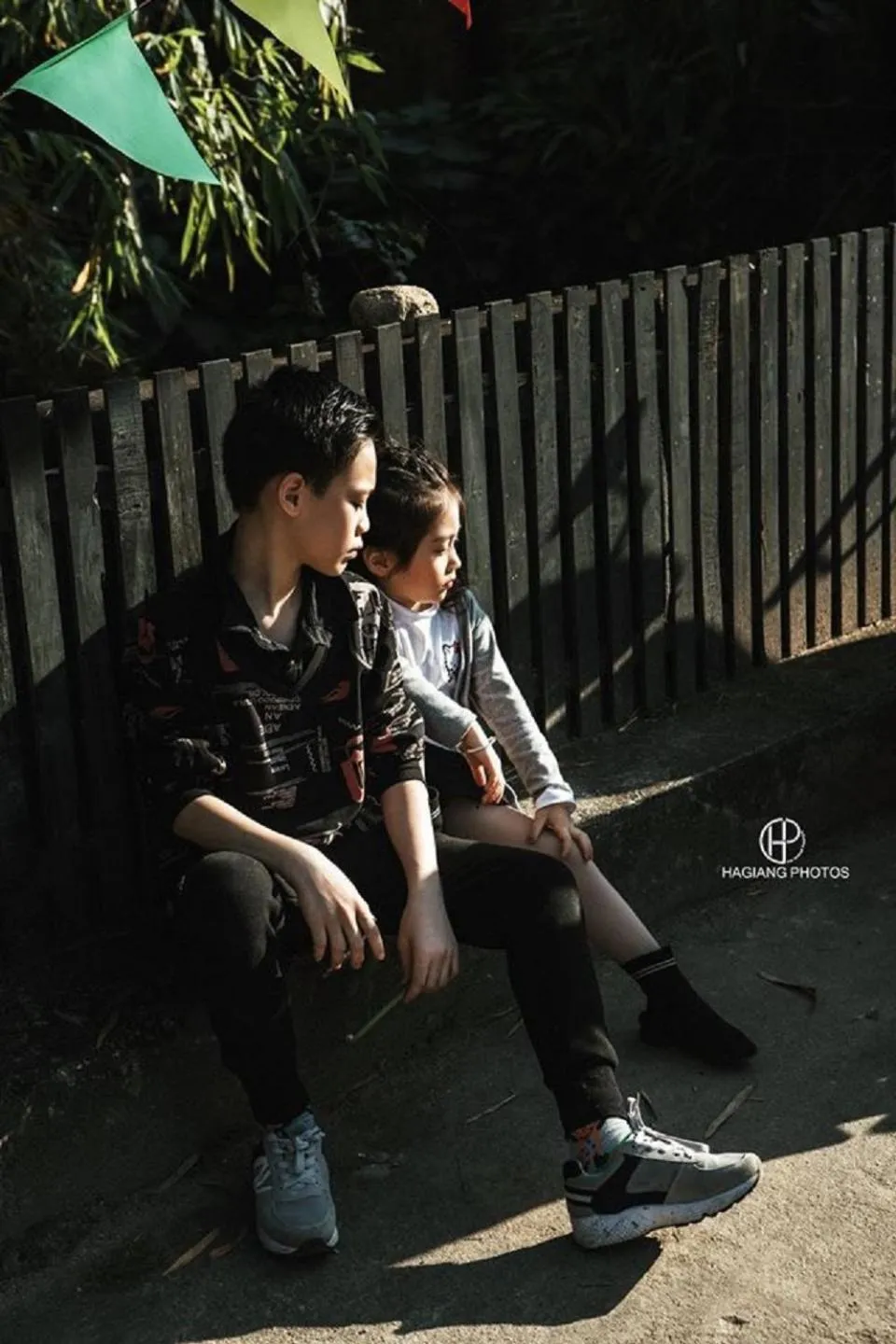 children in Golden Jungle House