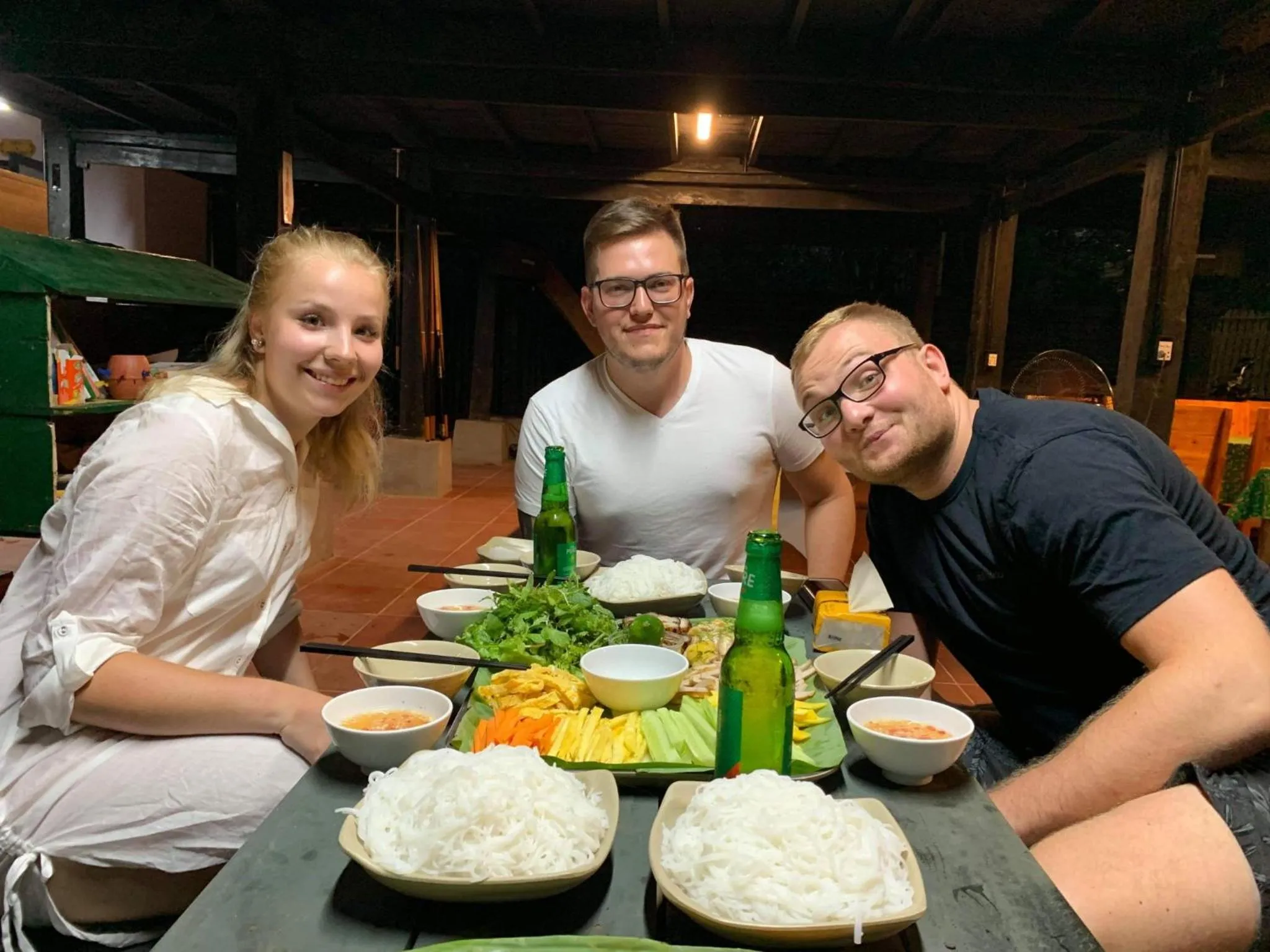 Food and drinks in Golden Jungle House