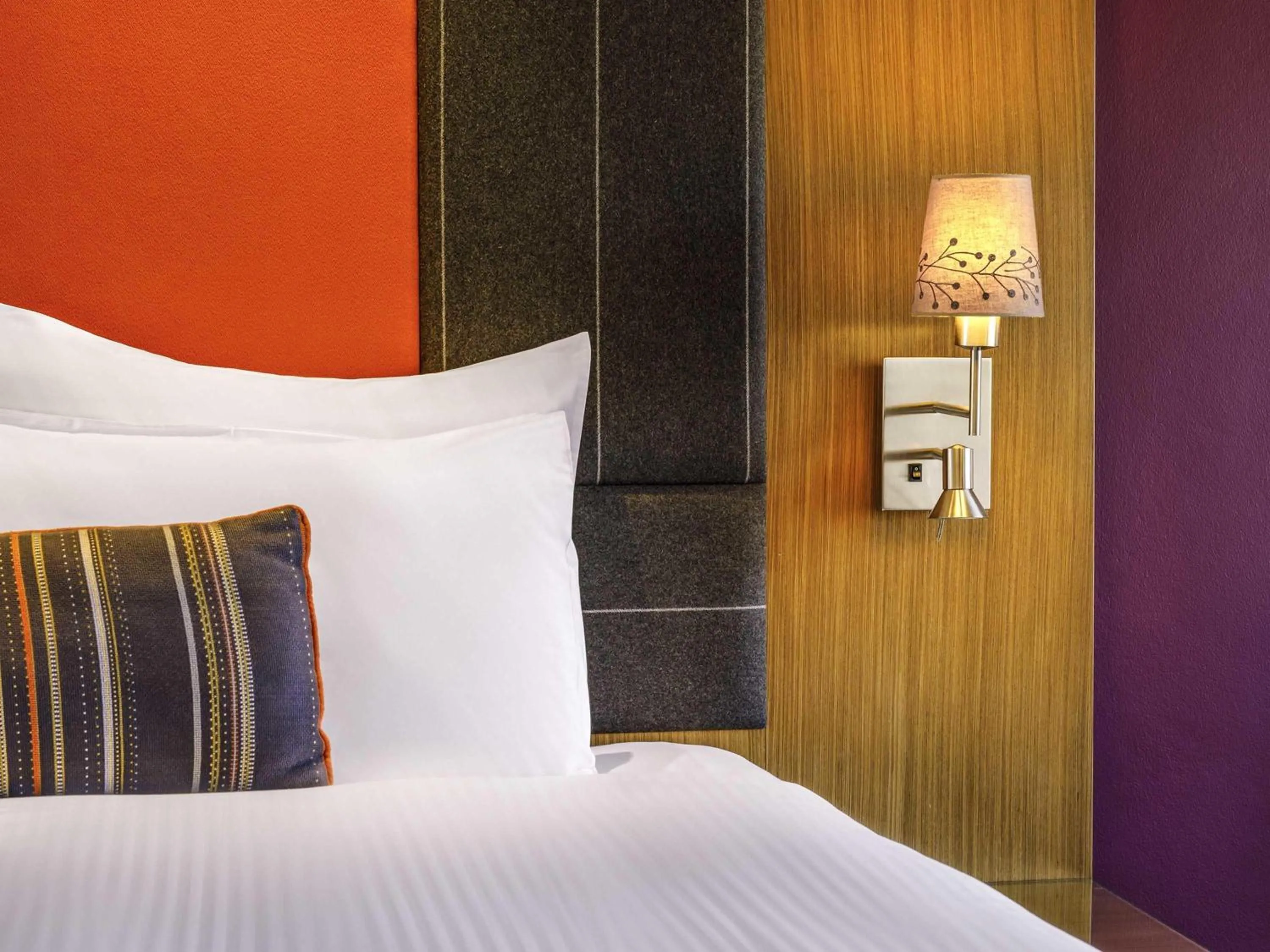 Bedroom, Bed in Pullman Sydney Hyde Park