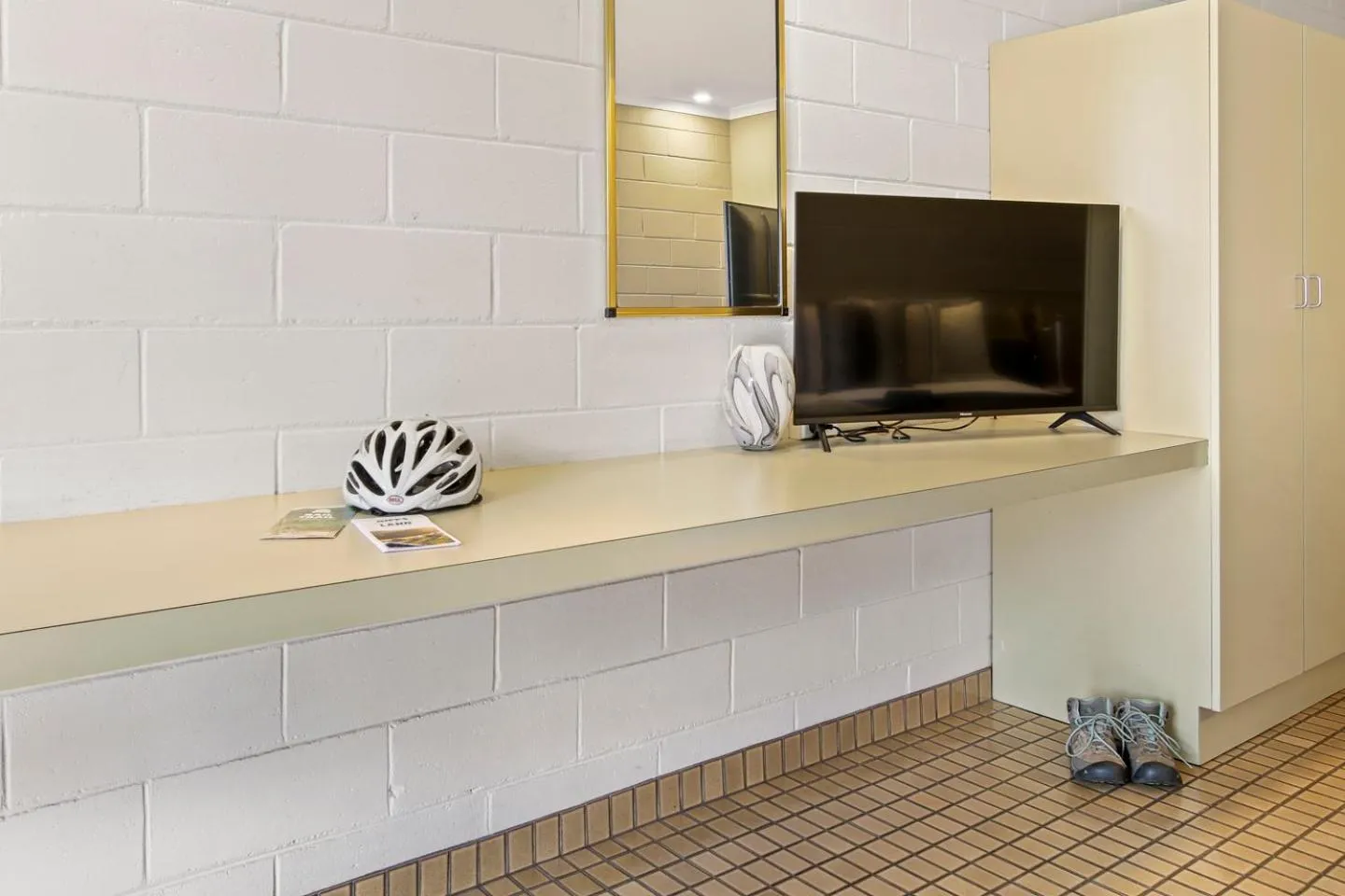 Hiking in Sandbar Motel