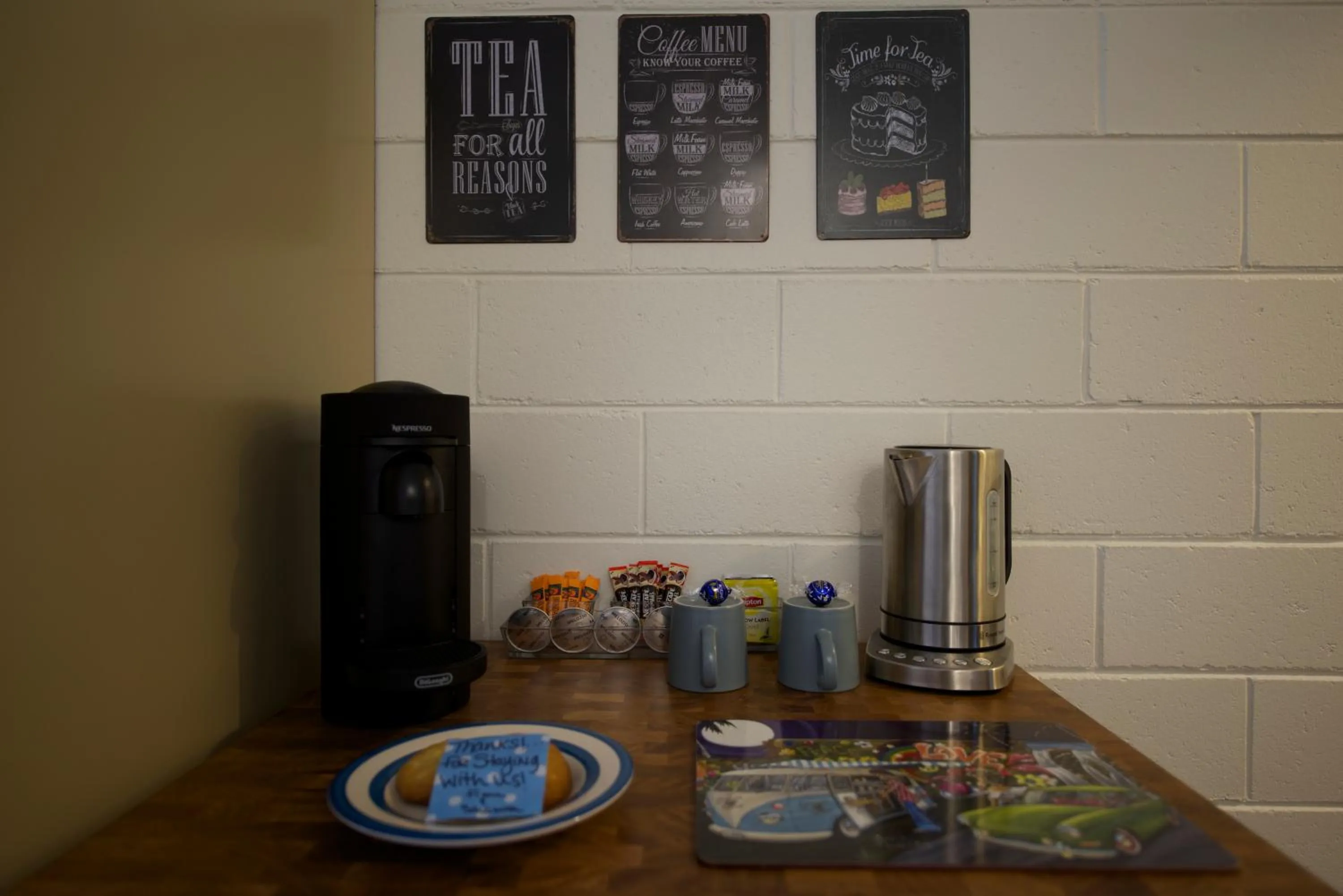 Coffee/tea facilities in Sandbar Motel