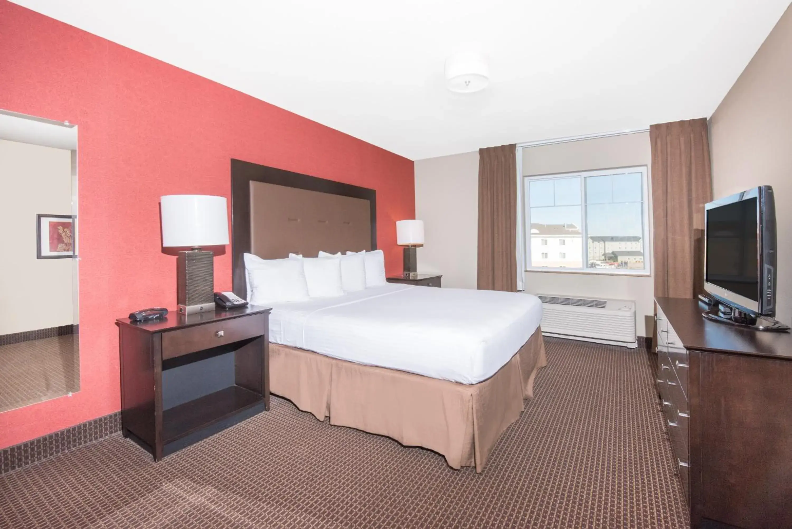 One-Bedroom King Suite - Mobility and Hearing Impaired Access/Non-Smoking in Hawthorn Suites by Wyndham Williston One-Bedroom King Suite - Mobility and Hearing Impaired Access/Non-Smoking in Hawthorn Suites by Wyndham Williston