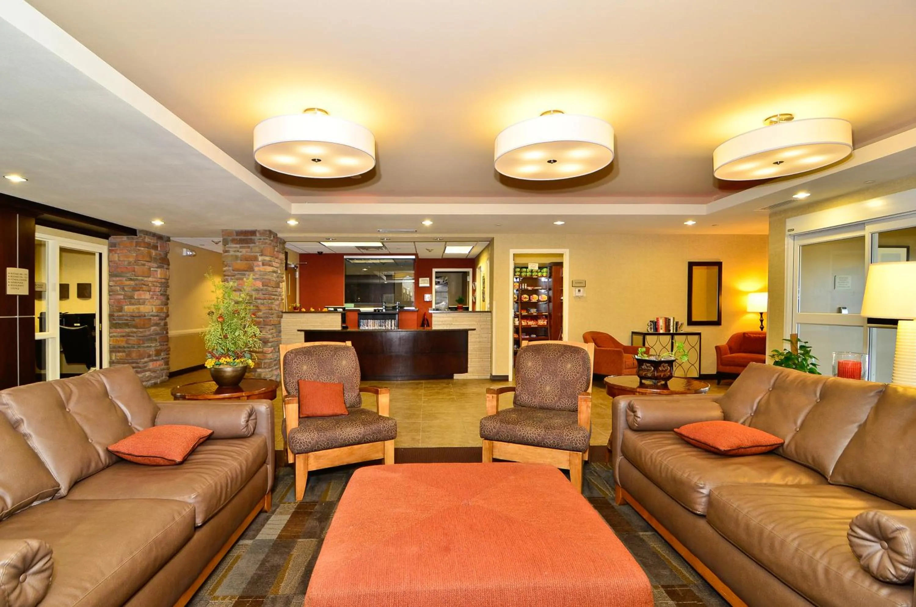 Lobby or reception in Hawthorn Suites by Wyndham Williston
