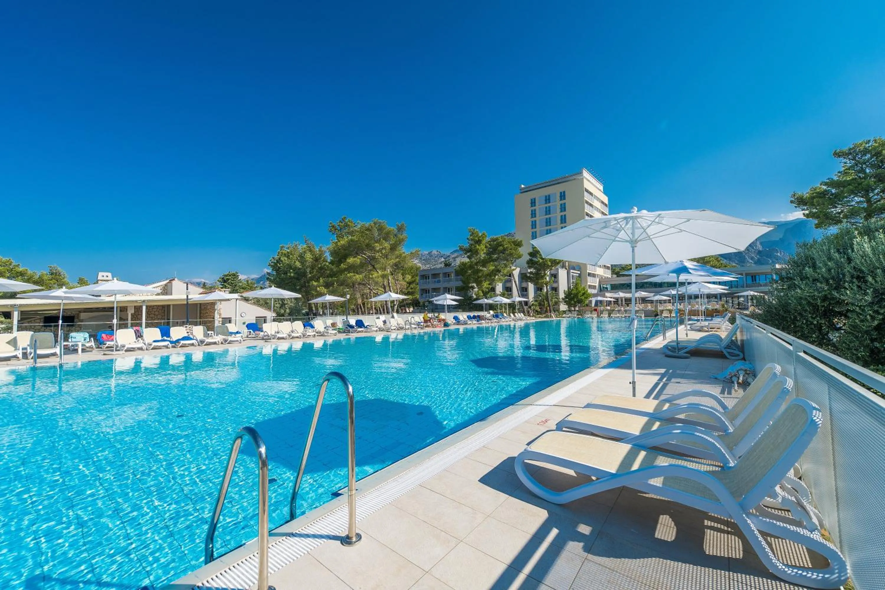 Swimming pool in Bluesun Holiday Village Alan