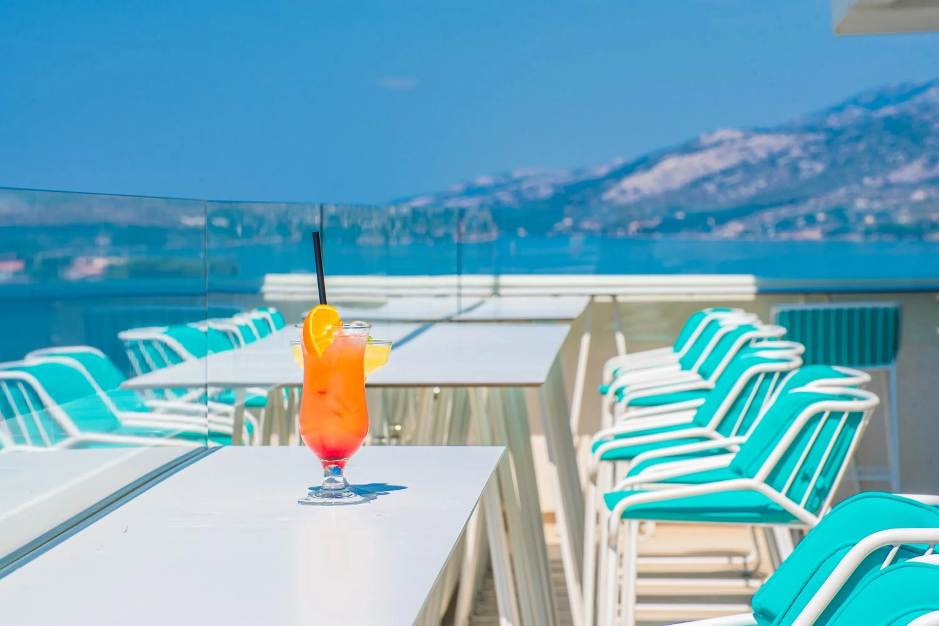 Drinks in Bluesun Holiday Village Alan